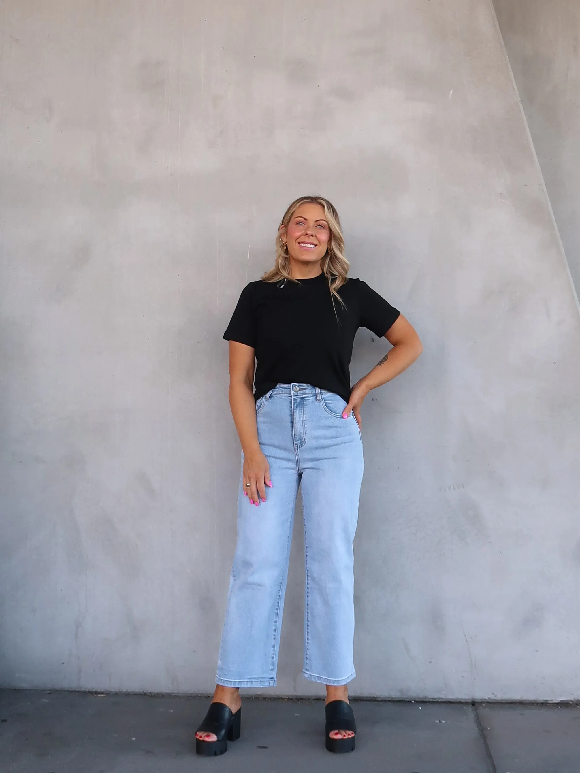 Day To Night Grayson Jeans - Light Blue