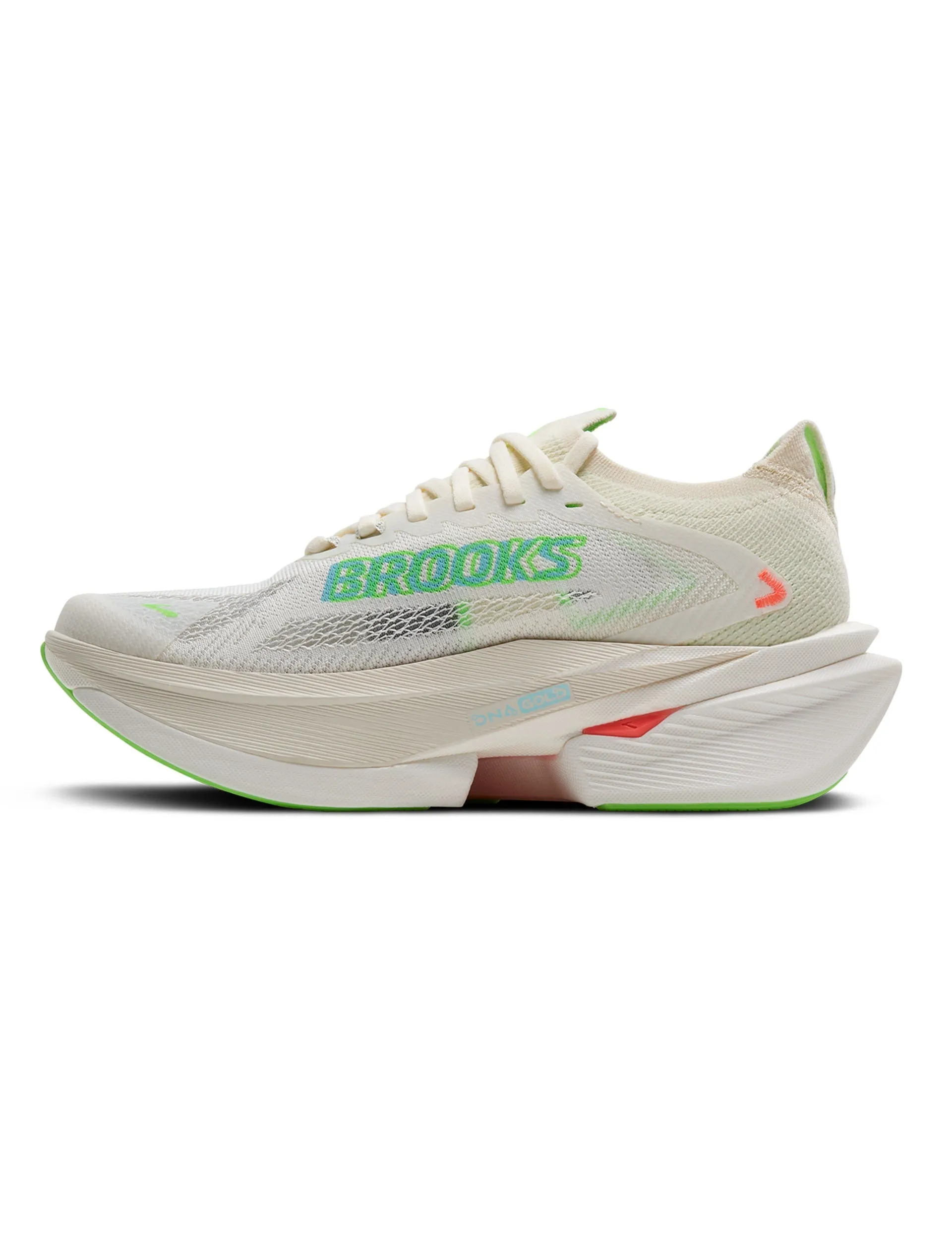 color - white city running shoe area Hyperion Max 3 - Coconut/Green Gecko/Pink Clay
