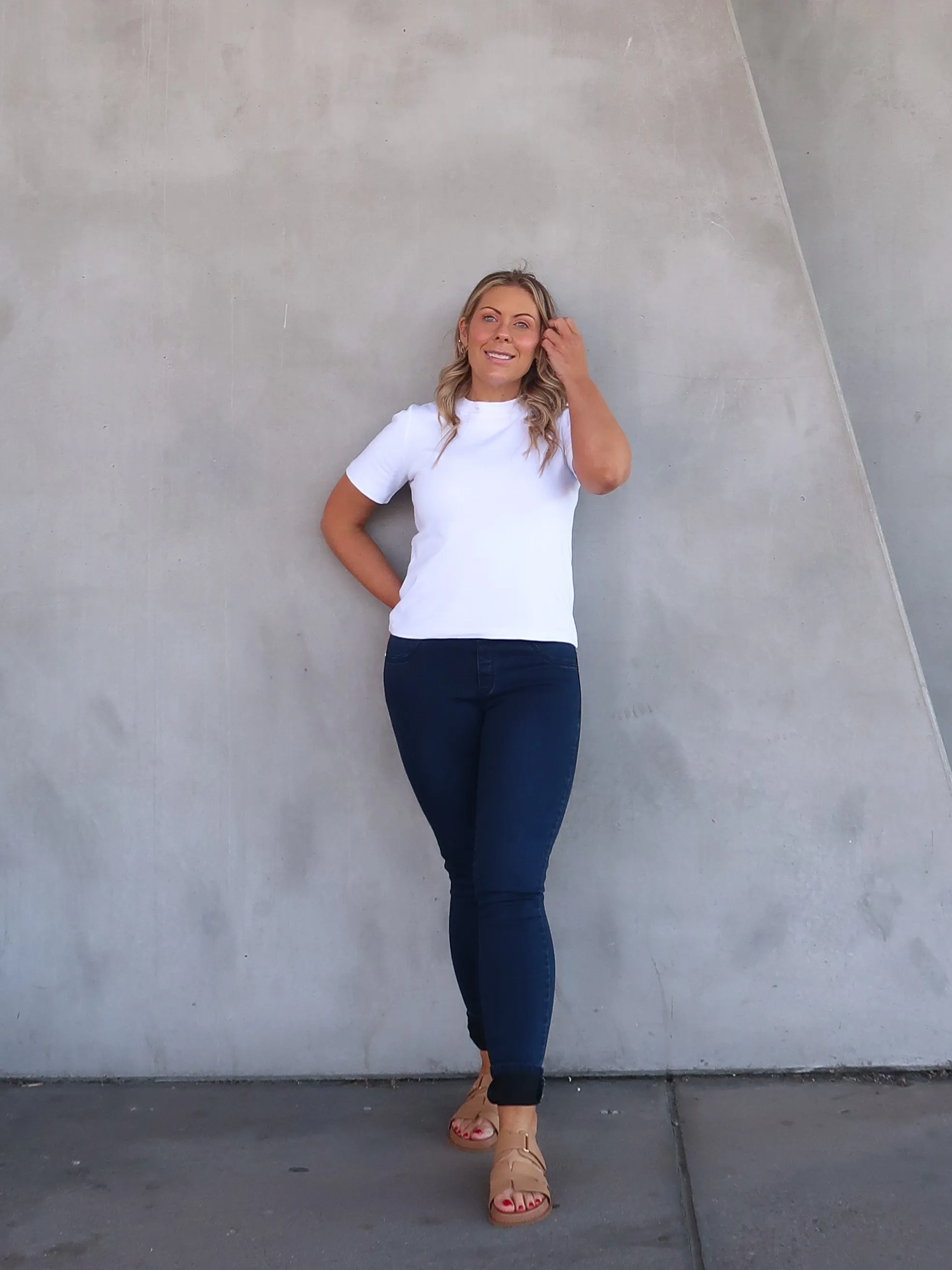 Jax Jeggings - Dark Blue Light Washed