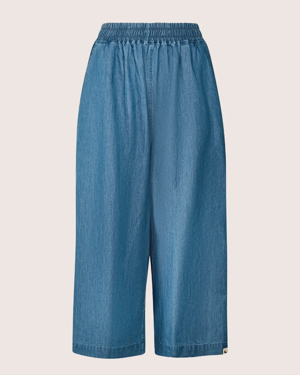 Judy Blue Crop Trousers Pull-on style Low Bulk Material