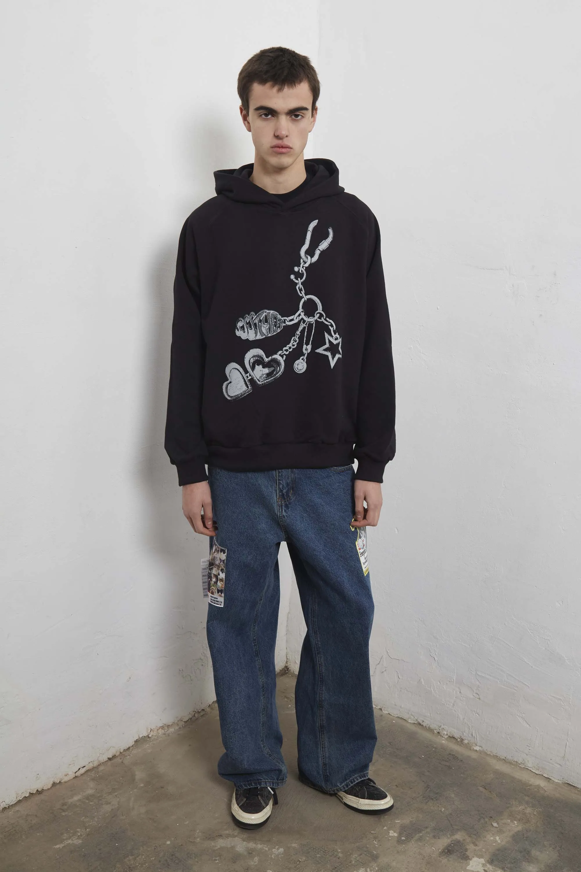 Raglan Chain Hoodie good for holidays