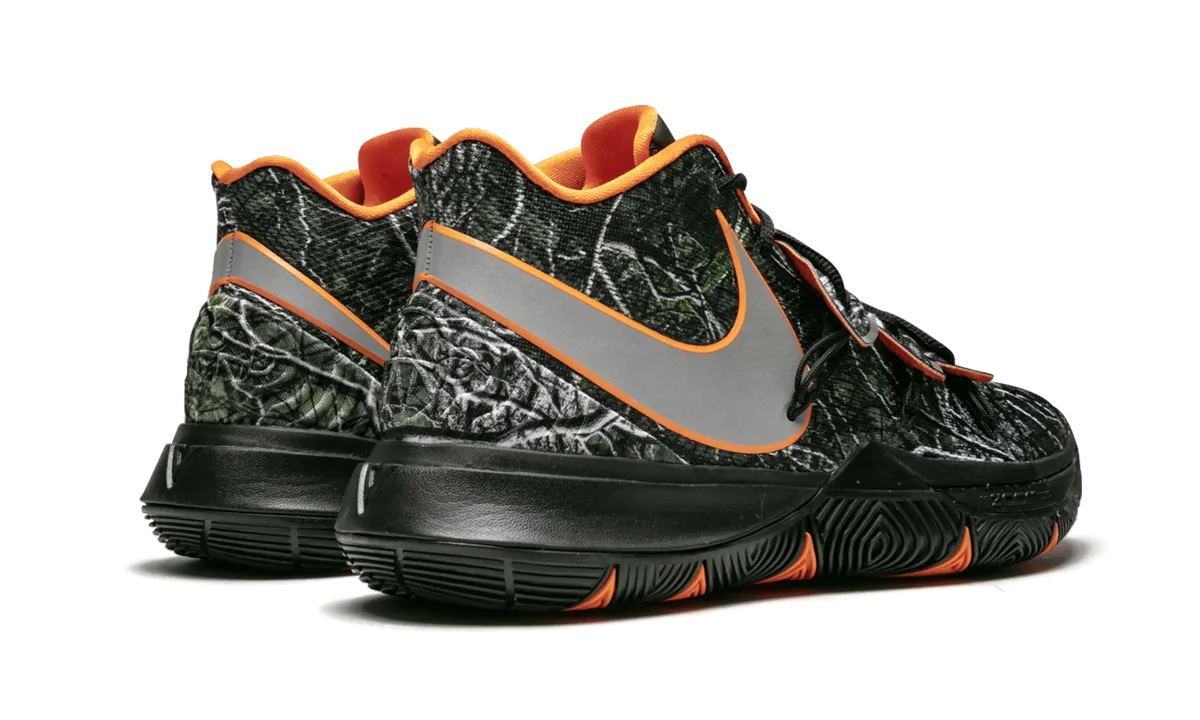 Child - friendly NarrowToeBox Kyrie 5 "Taco PE"