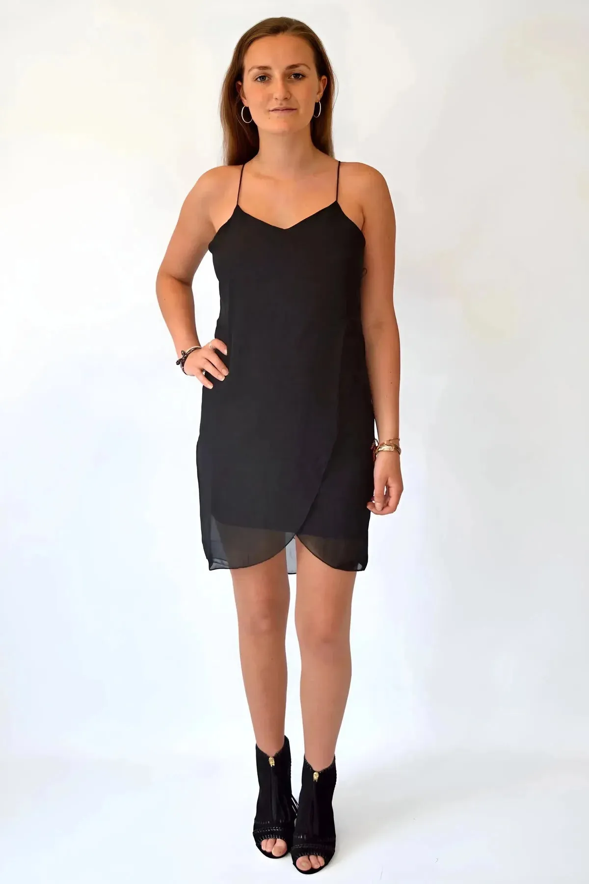 Modern Form Dream Look Layered Chiffon Dress