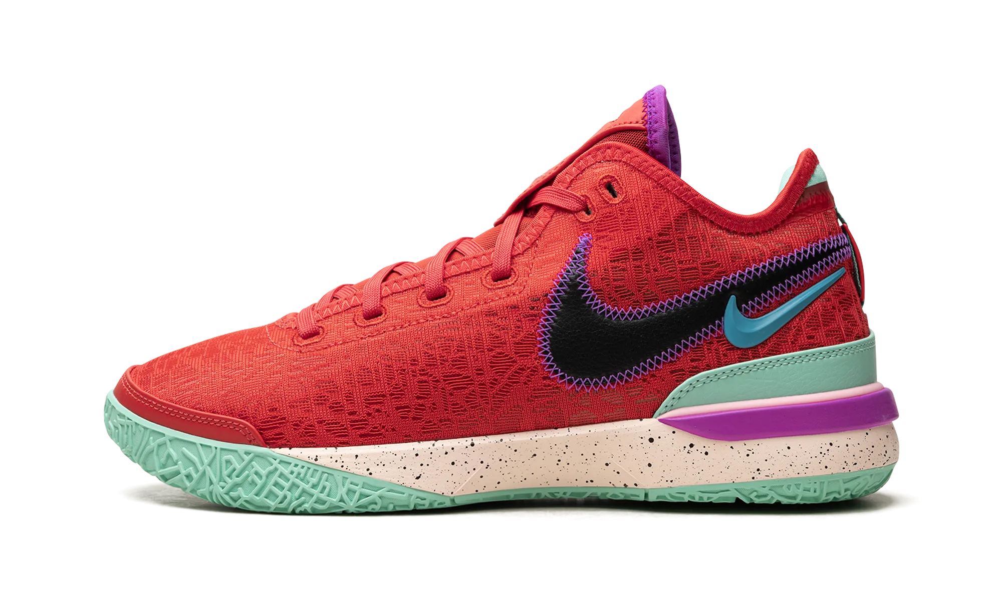 marathon runner medial - support - balance shoes Lebron NXXT Gen "Trek Red"