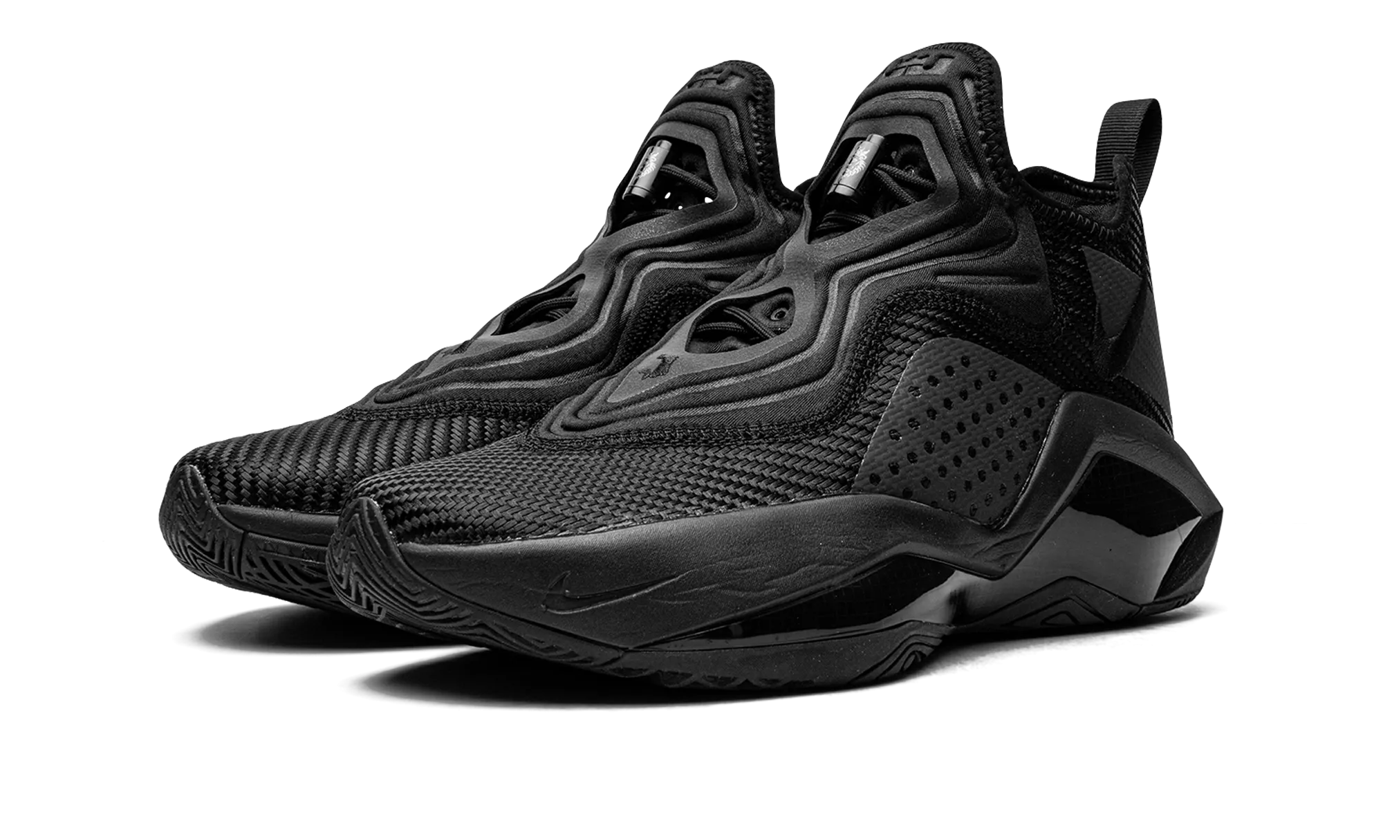 Fluid Ride Tech LeBron Soldier XIV "Triple Black"