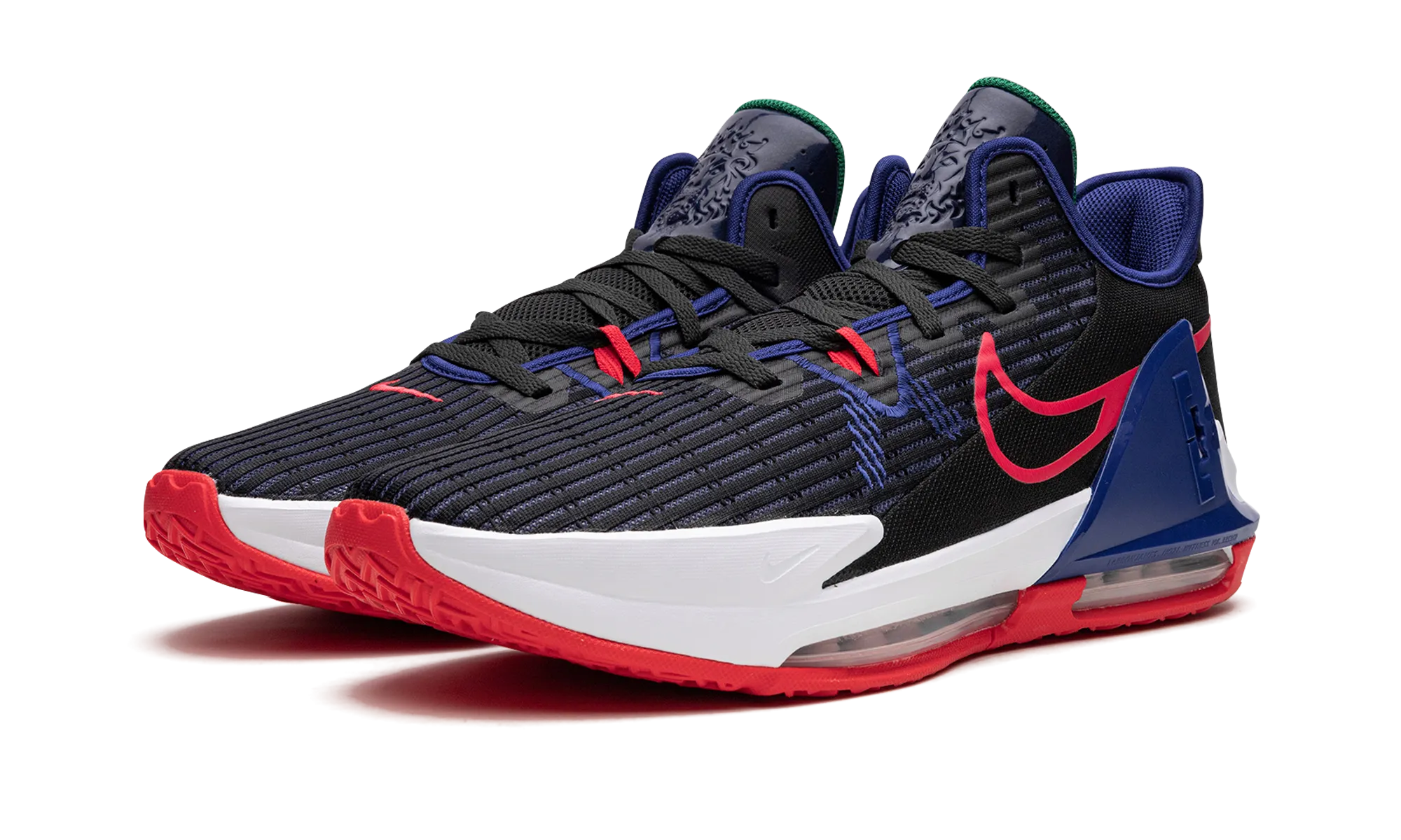 Outdoor Flexibility LeBron Witness VI "Blackened Blue"