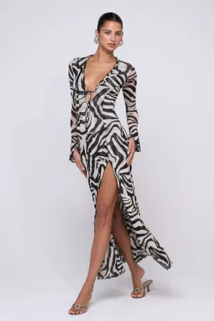 Lennon Maxi in Tigris Perfectly Styled Elegant brunch outfit