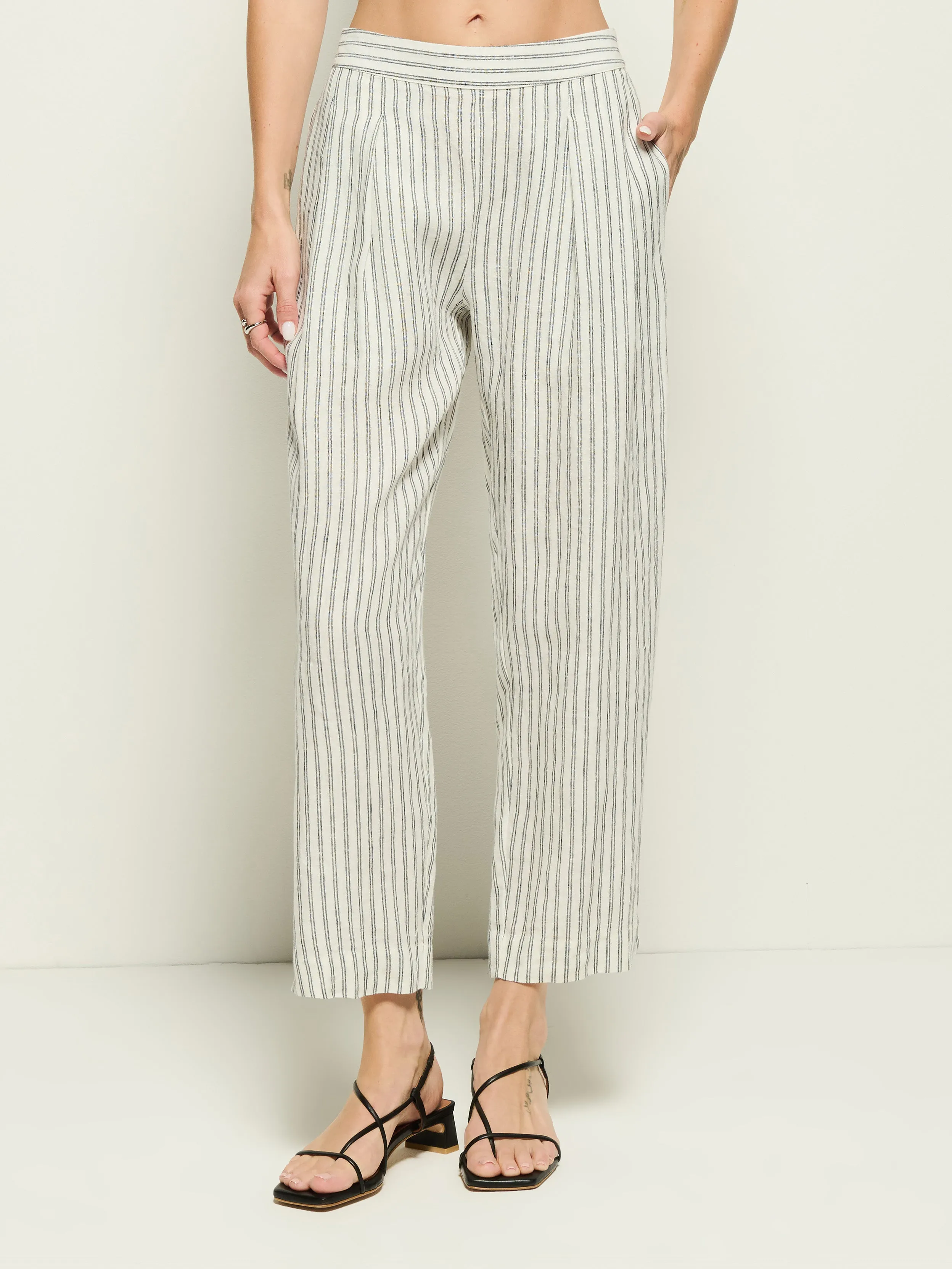 Seam-Free Flexible Knee Articulation Grayson Stripe Pant