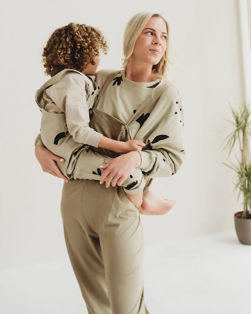 Outdoor Activity Lila Khaki Green Dungarees
