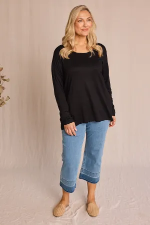 Layered Sleeve Construction Distressed Hem Finish Long Sleeve Swing Tee in Black