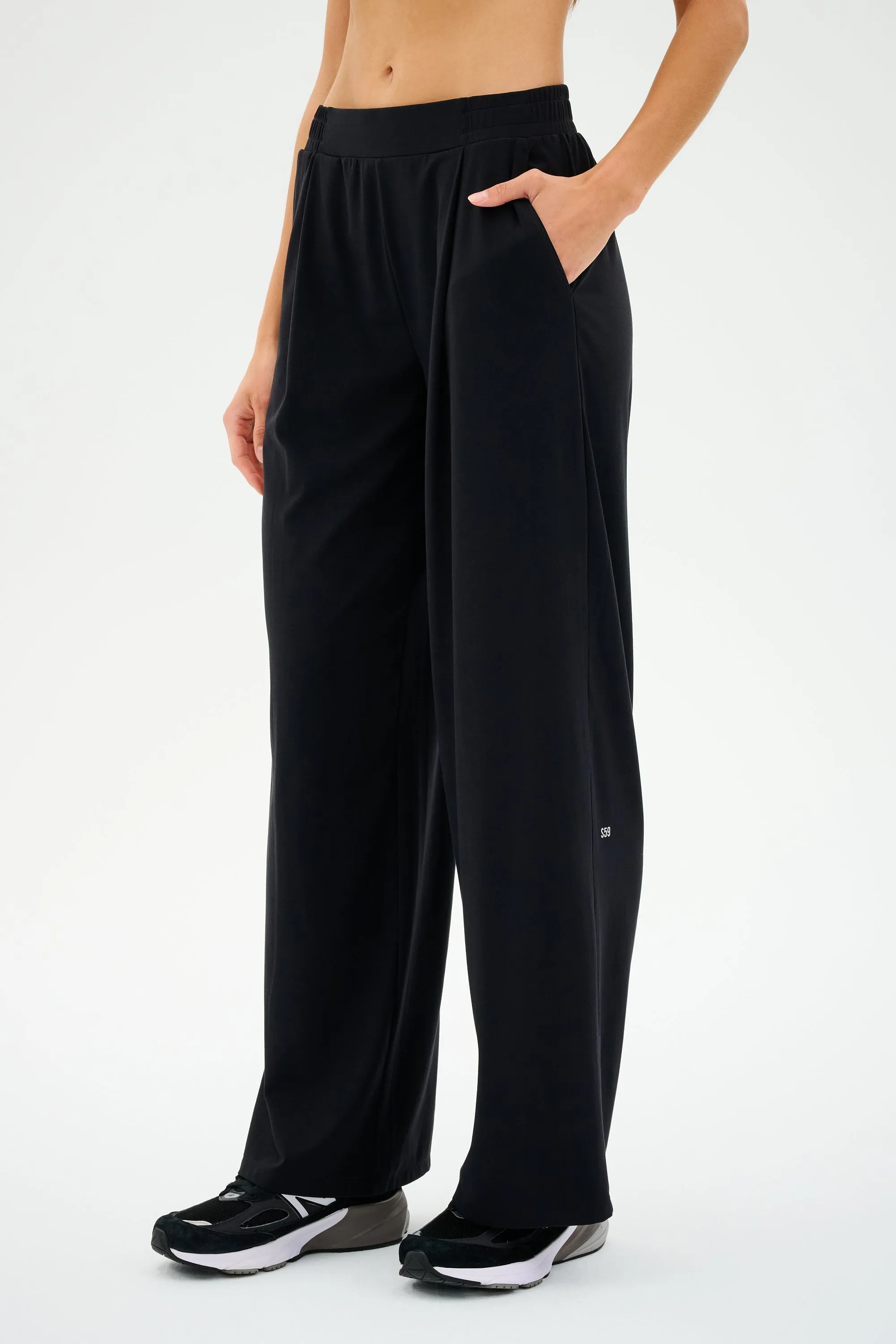 Tailored Silhouette Lucas Airweight Trouser - Black