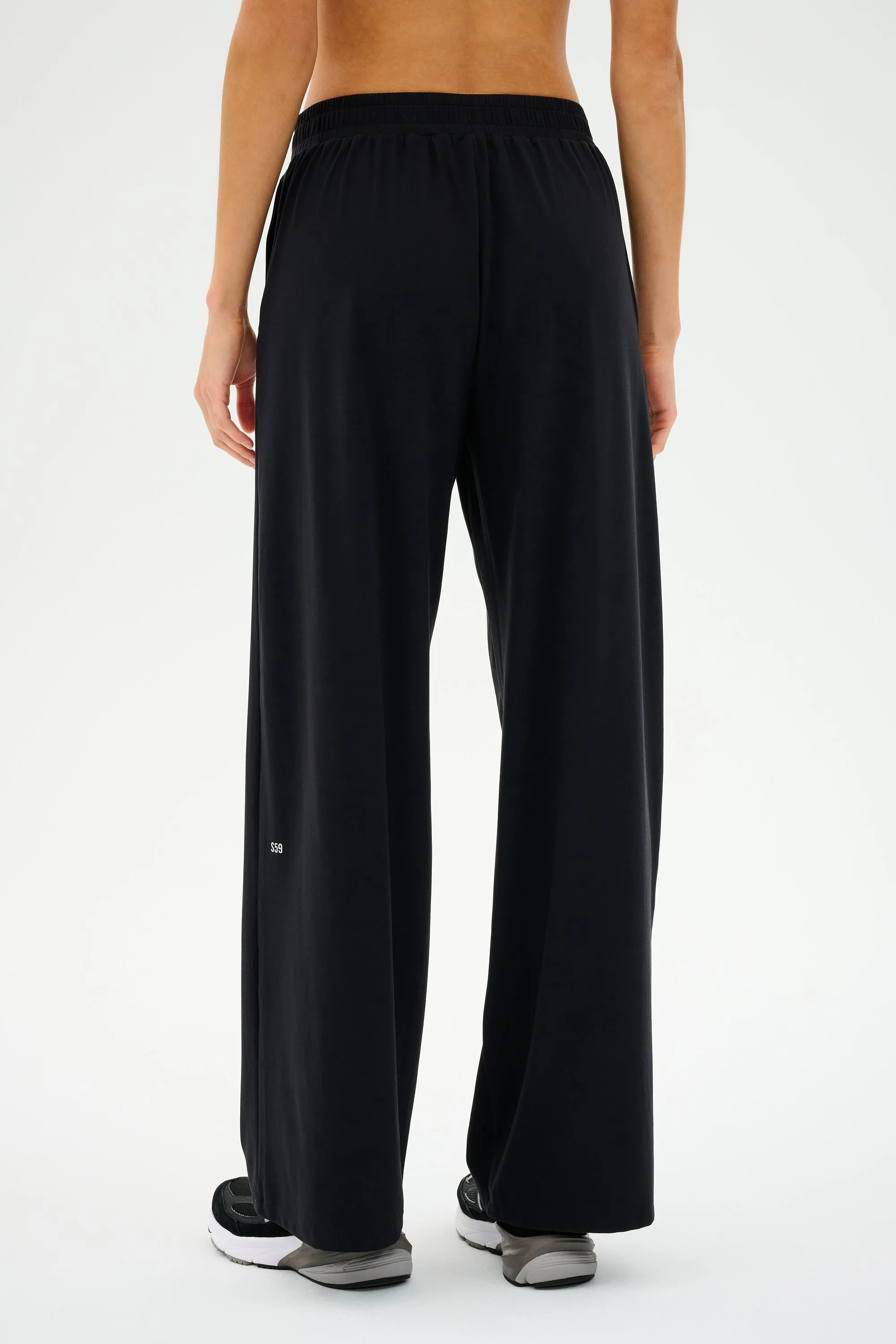 Effortless Look City Wear Lucas Airweight Trouser - Black