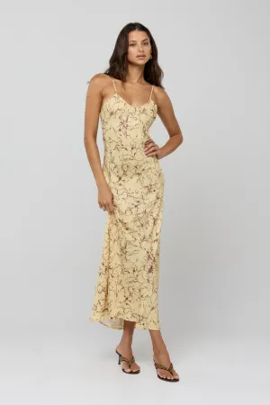 Daily Silhouette Micah Dress in Butterscotch