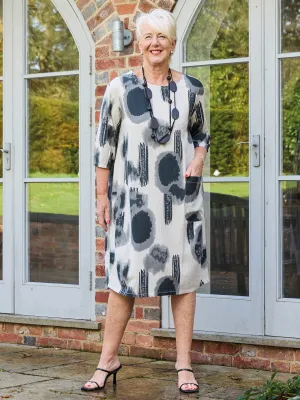 Flexible Fit Nena by NOEN Linen Dress - Natural/Black