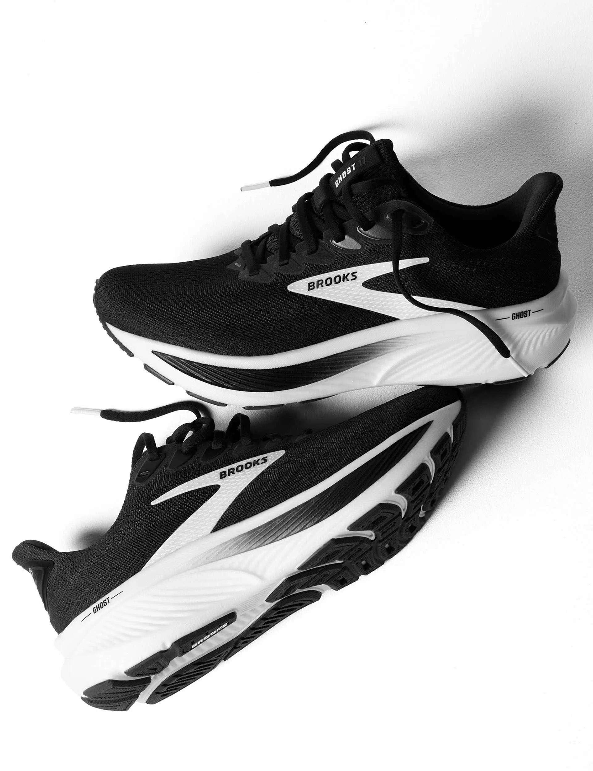 Trail - Worthy Shock   Resistant Ghost 17 - Black/Grey/White