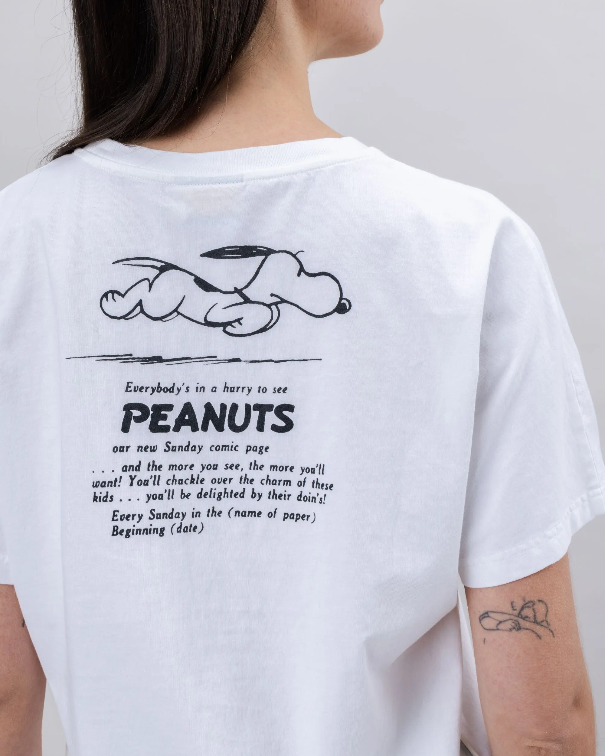 Relaxed Vibes Peanuts Everybody's in a Hurry Oversize Tee White