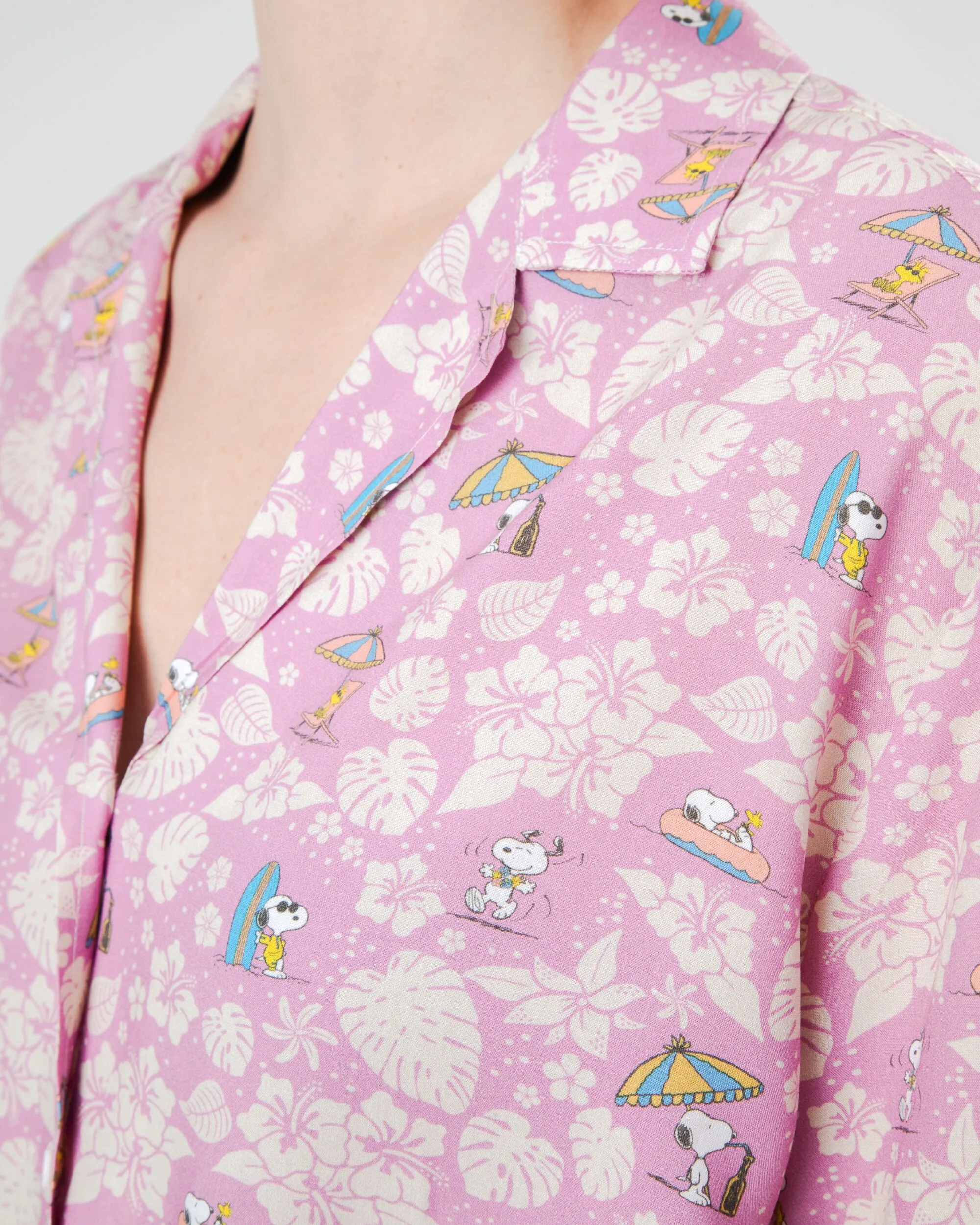 Peanuts Tropical Aloha Blouse Pink comfortable option Perfect for Layering