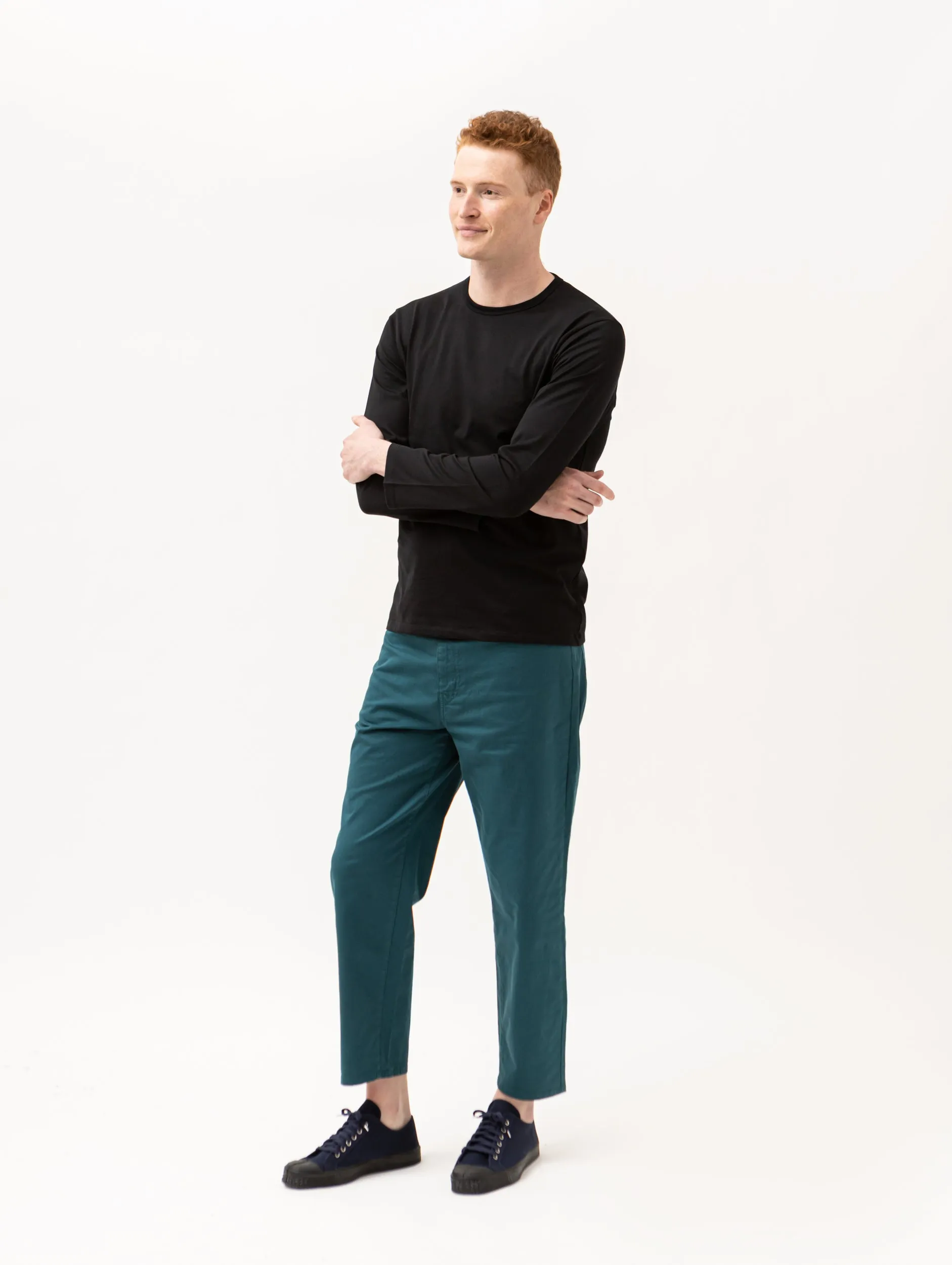 Long Sleeve T-Shirt - Black V-Neck slim fit