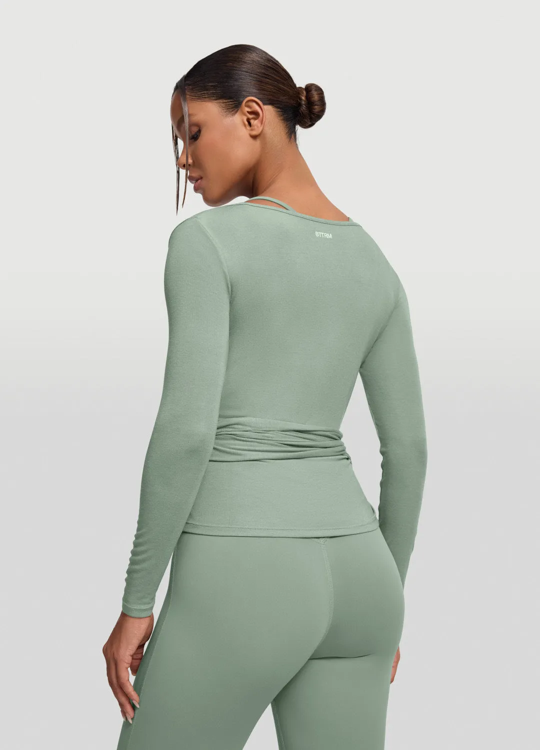 Fashion-Forward Look Seamless Pilates Wrap Top