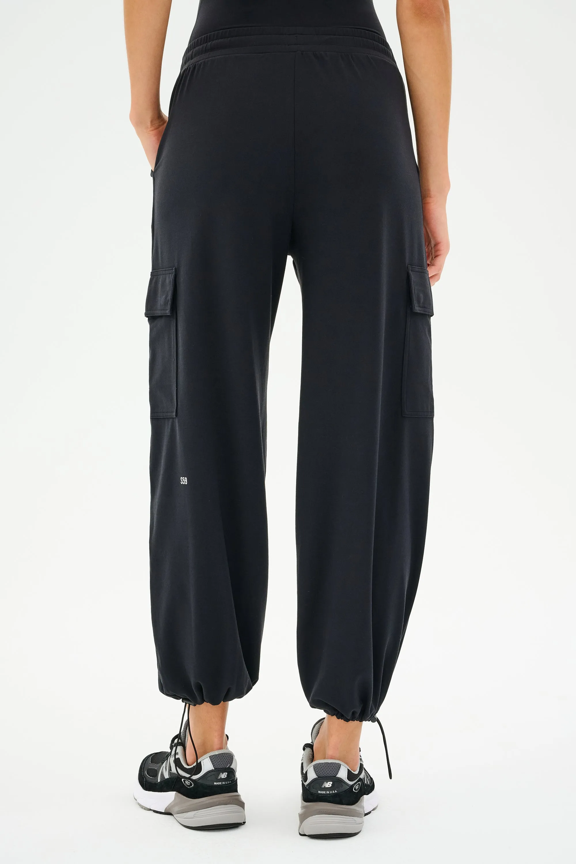 Nico Airweight Cargo Pant - Black Trail Comfort