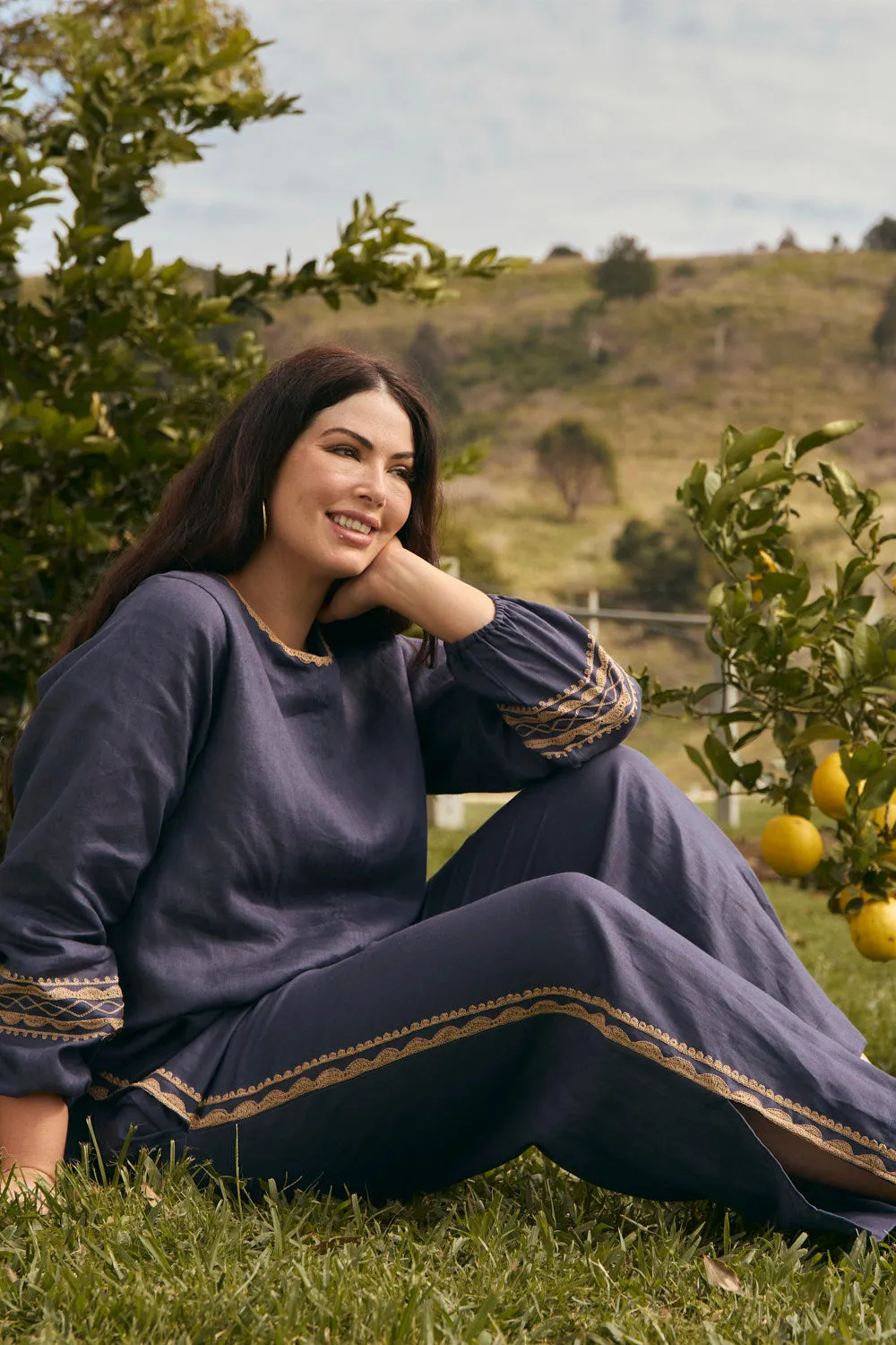 Audrey Linen Blouse in Slate Low Impact Dye Sport Performance Design