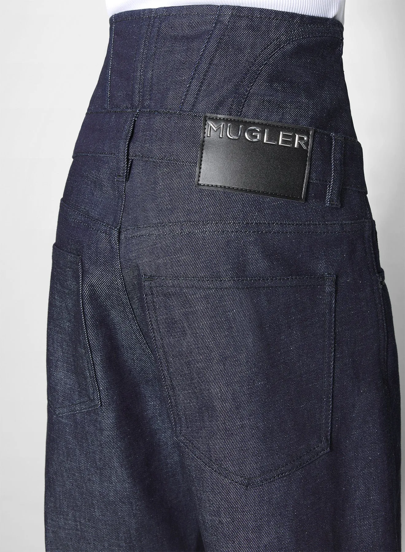 Versatile Look raw blue high-waisted corset jeans