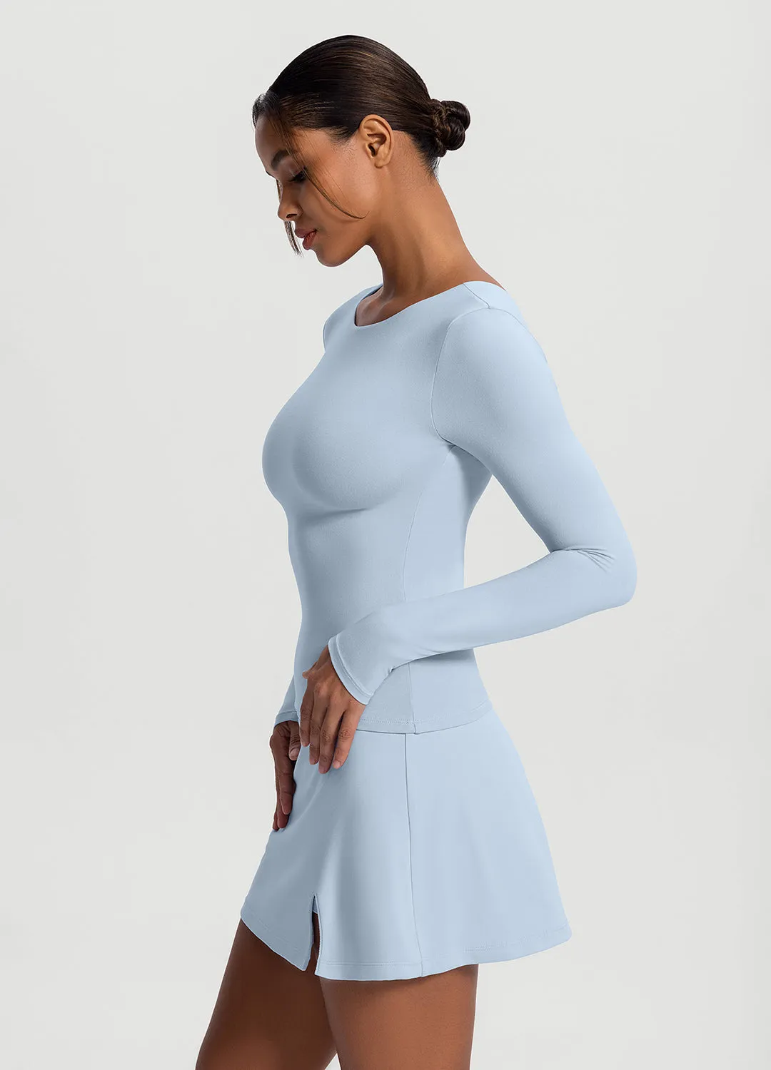 Simple Comfort Wear Open-Back Long Sleeve Top