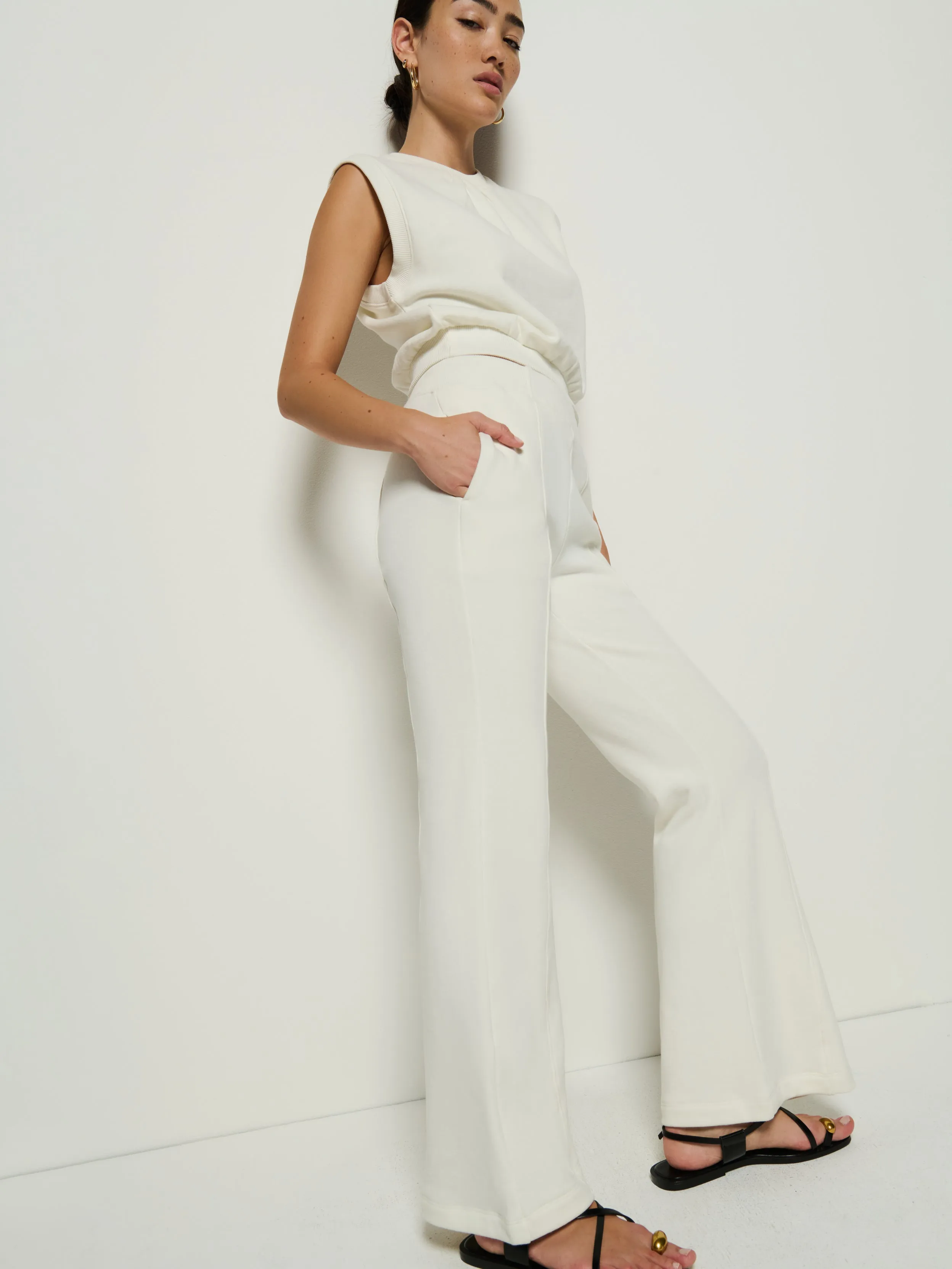 FlexibleMobility Casual Stretch Wear Reece Kick Flare