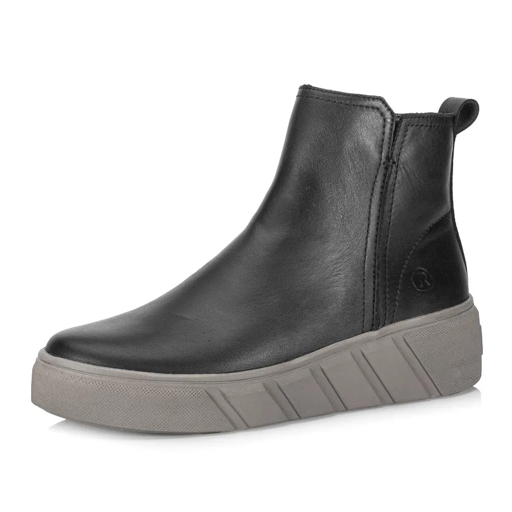 Foam Lining Standing Workers Rieker W0562-00