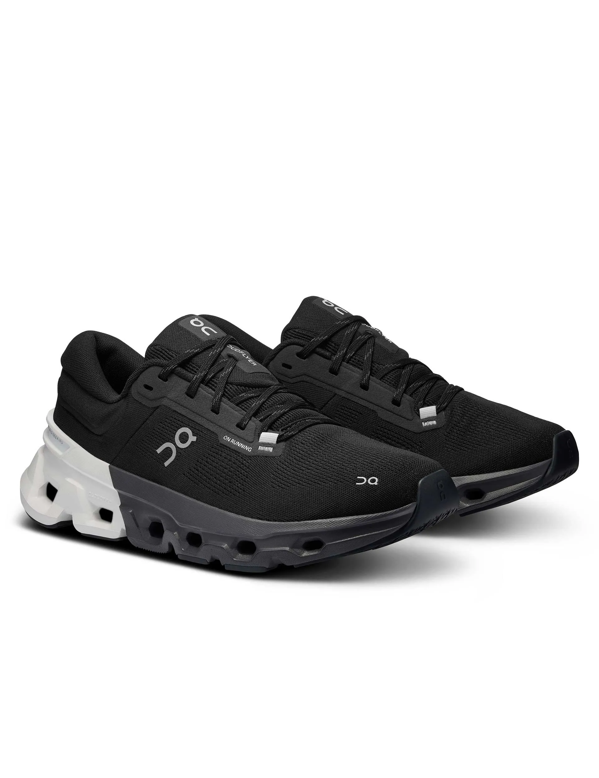 Cloudflyer 5 - Black/White 20K Run Astounding shock absorption