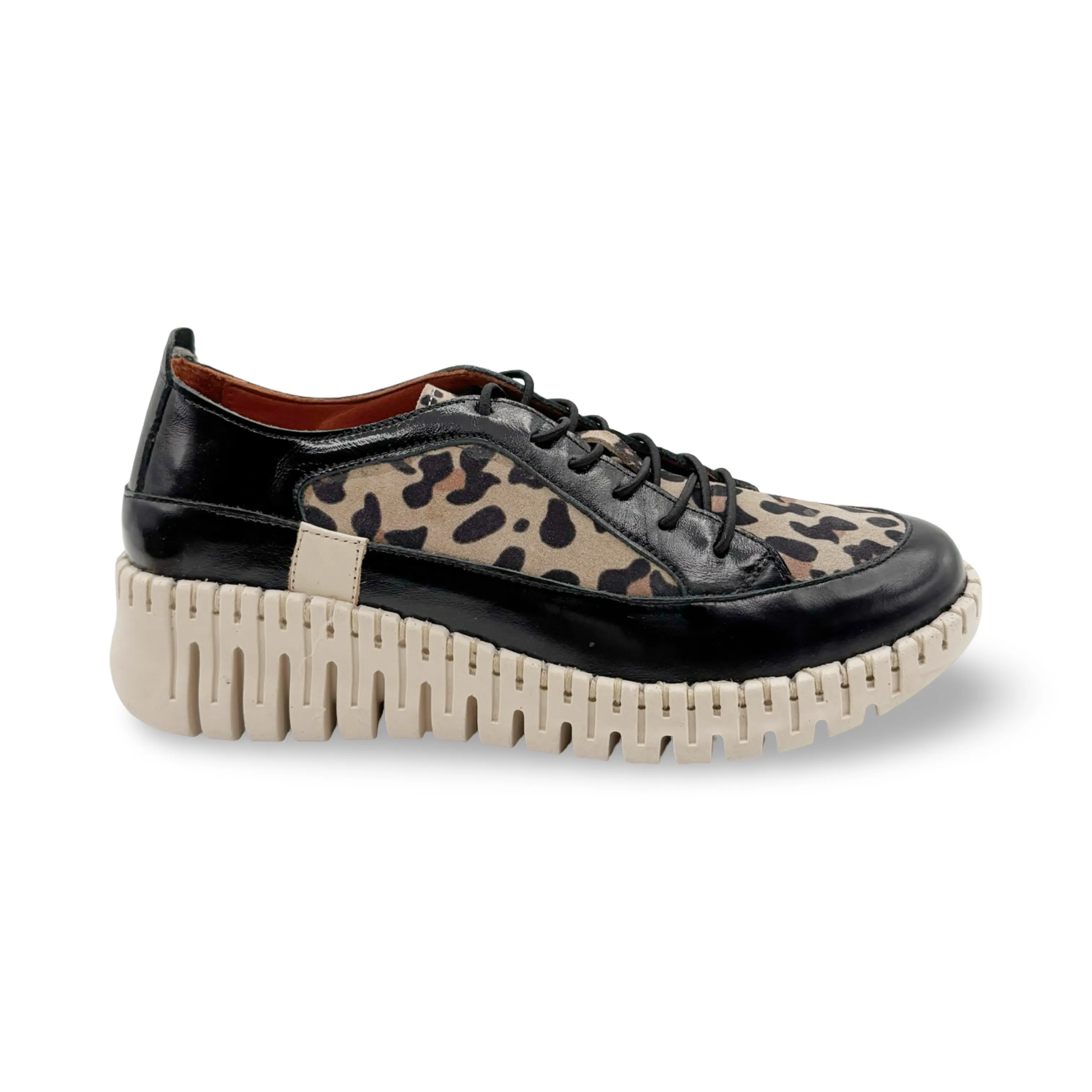 Jaya Black/Cheetah Wedge Travel Light