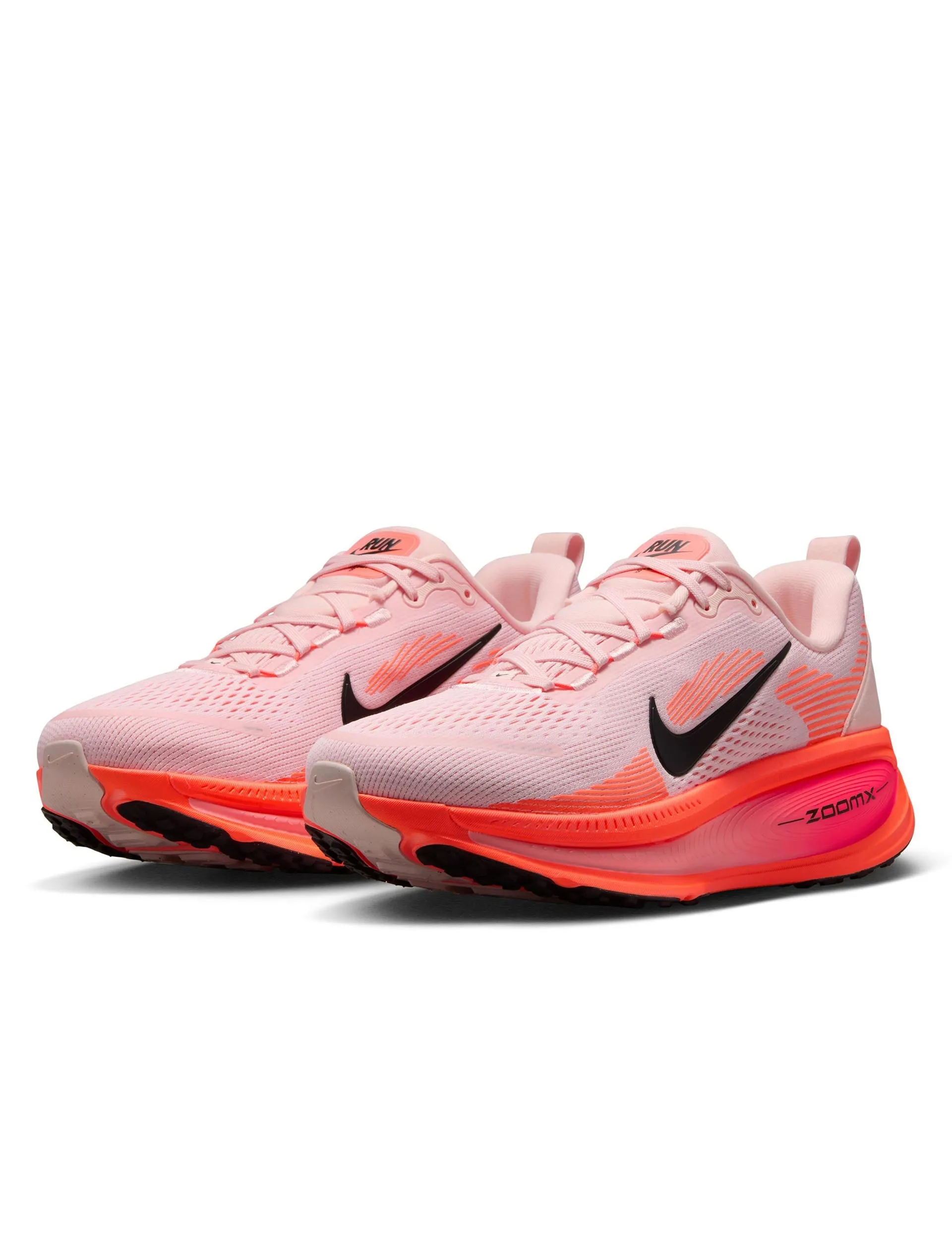 Vomero 18 Running Shoes - Atmosphere/Black/Bright Crimson buckle - closure shoes