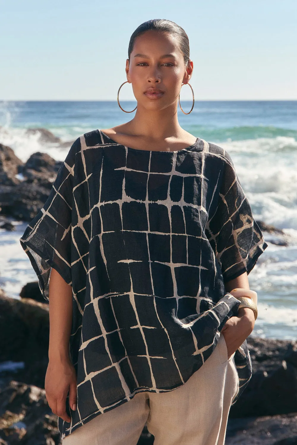 Cherry Linen Oversized Top in Woven Echo AllDay Comfort