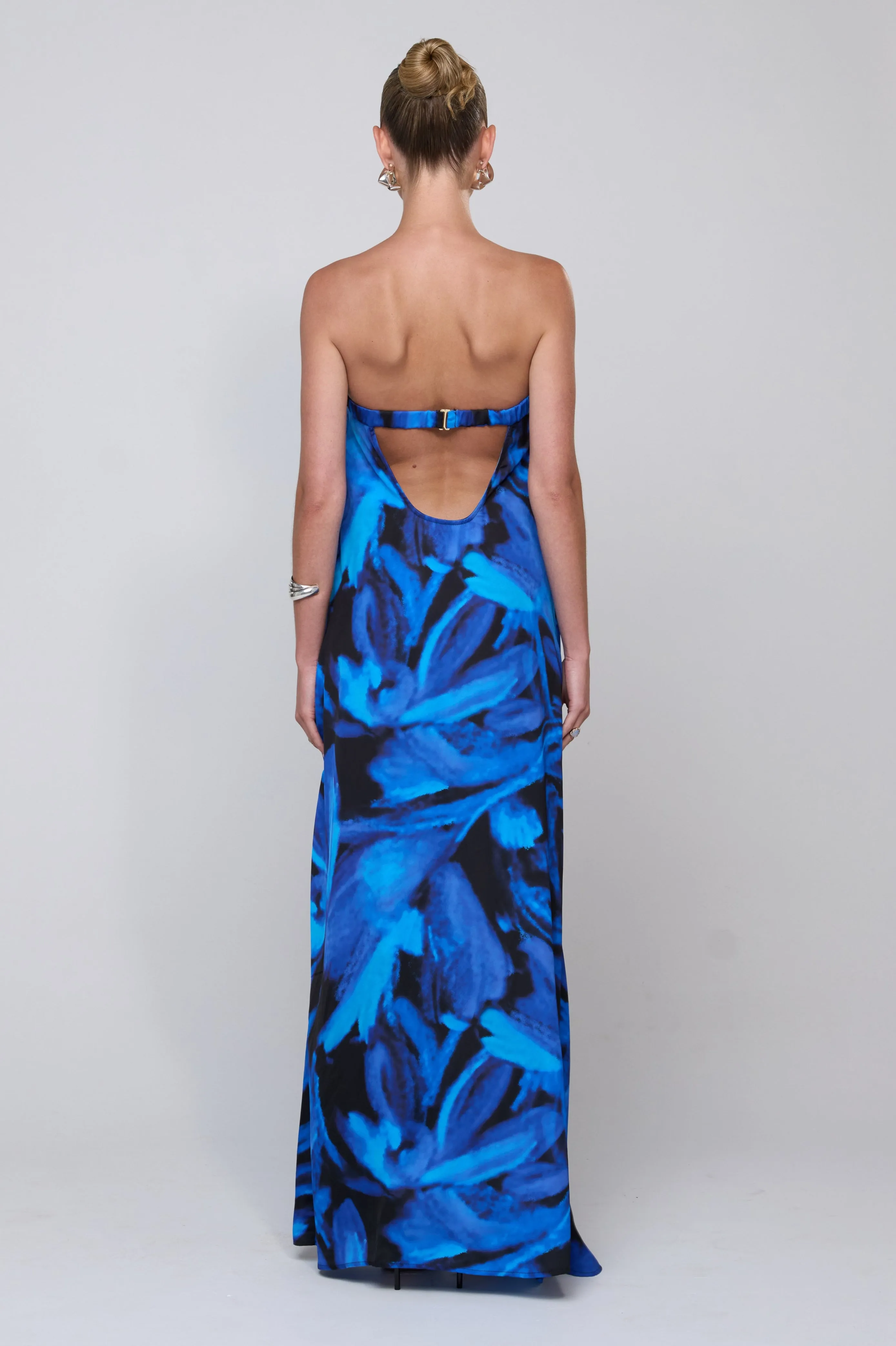 Ophelia Maxi Dress in Lagoon Trend Smart Daily Essential