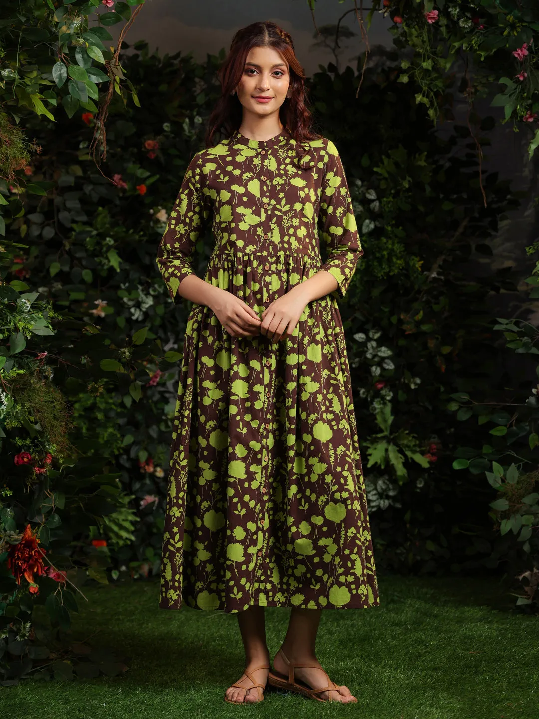 Women's Cotton Floral Printed Gathered Maxi Dress Breathable fabric Chic and Elegant