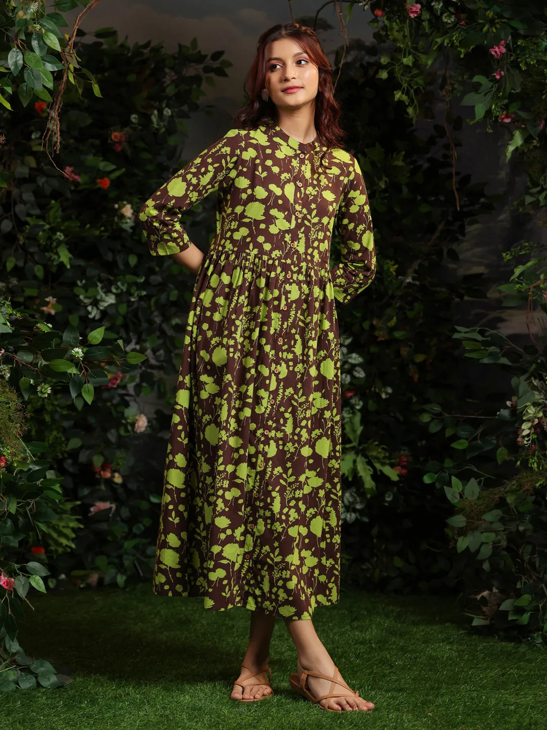 Low Maintenance Romantic Style Women's Cotton Floral Printed Gathered Maxi Dress