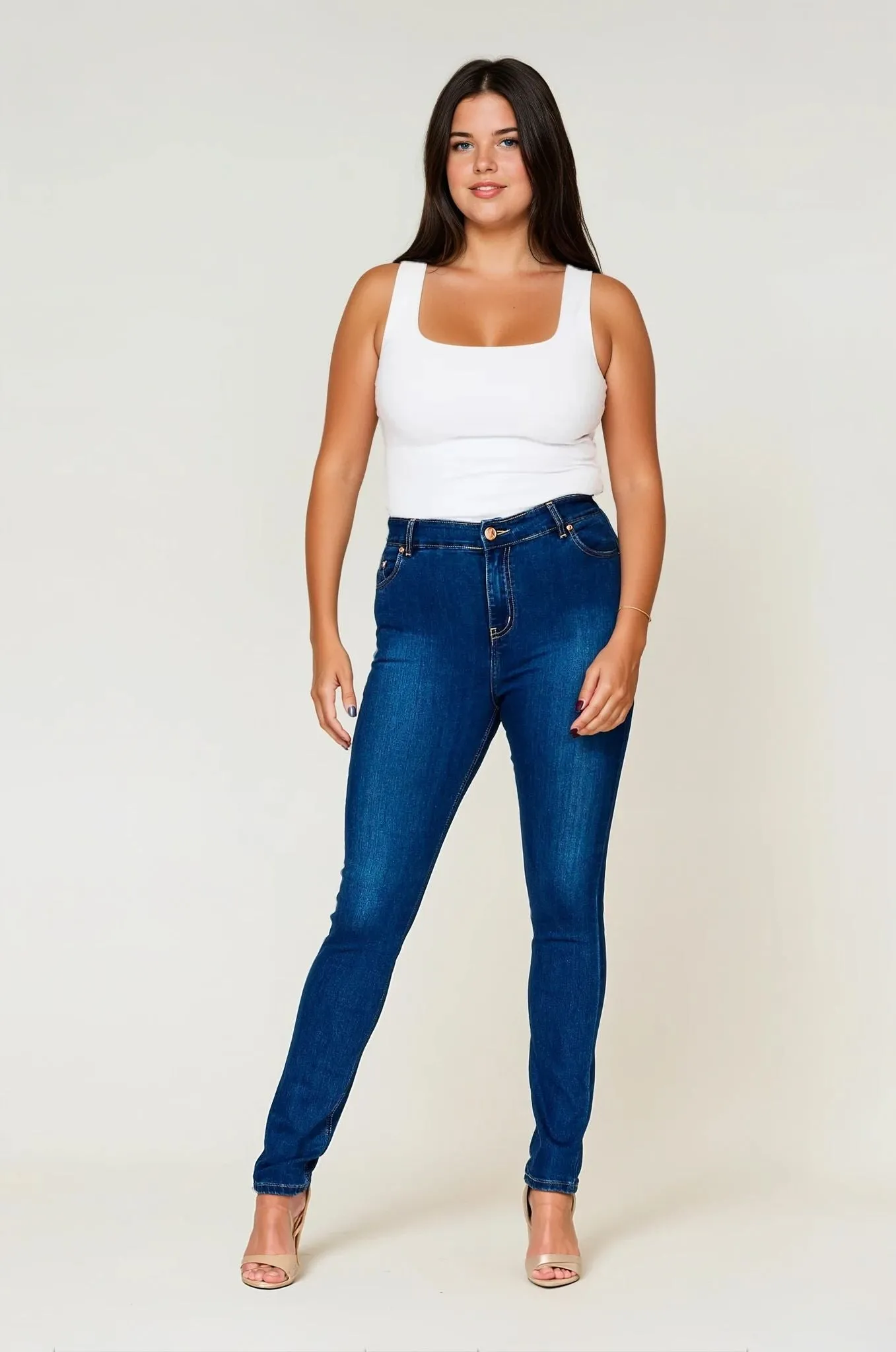 Timeless Comfort Modern Traveler Gear Sunny Vibes Jacqui Vintage Blue Jean