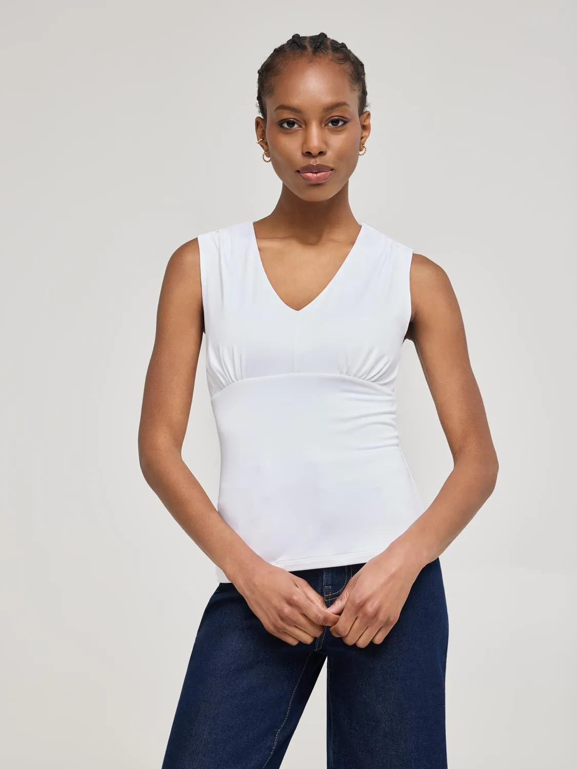Sleeveless V-Neck Empire Waist Top Relax Comfort Style cotton material