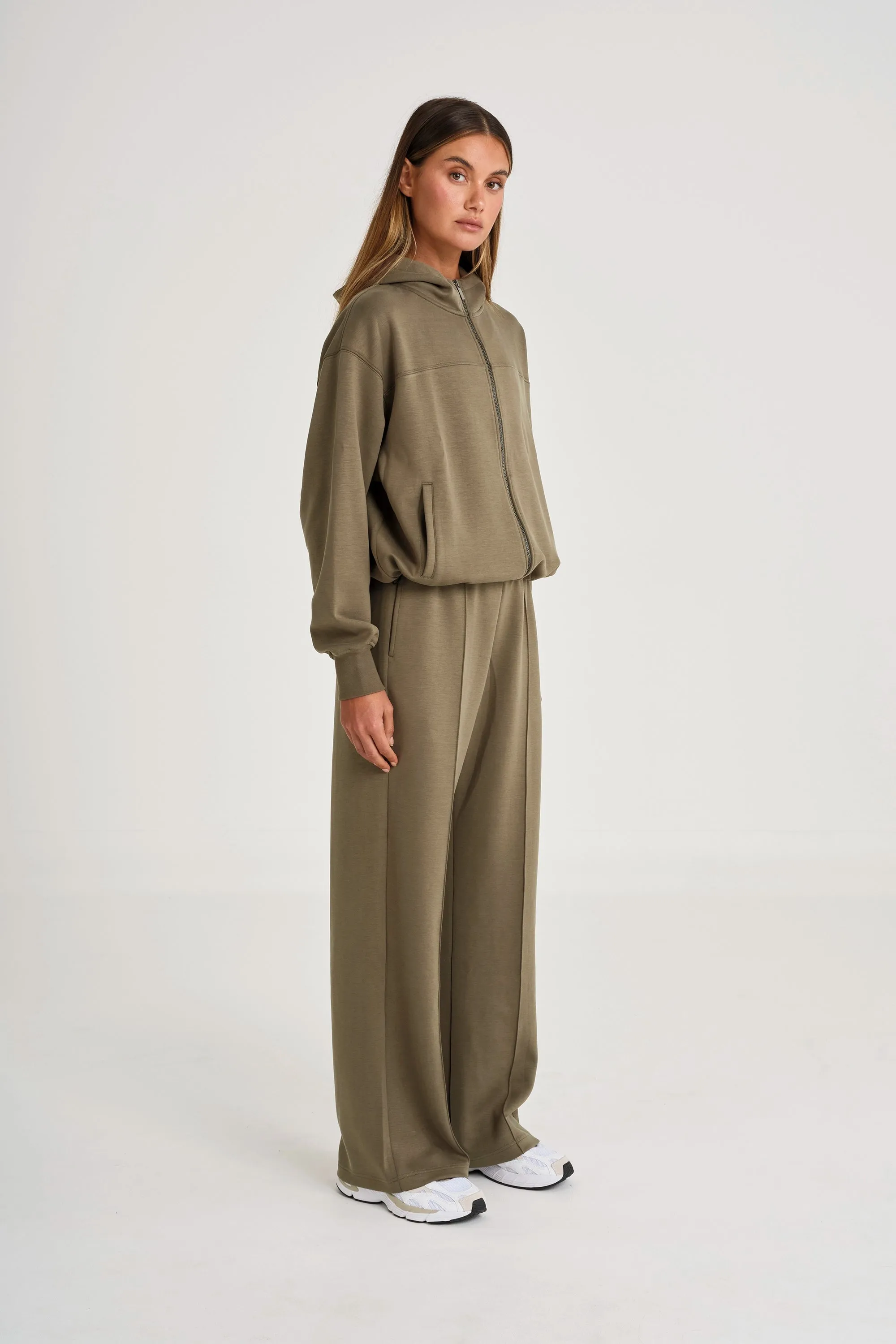 Soft Luxury Full Zip Hoodie Flexible Side Gussets Thermo Regulating