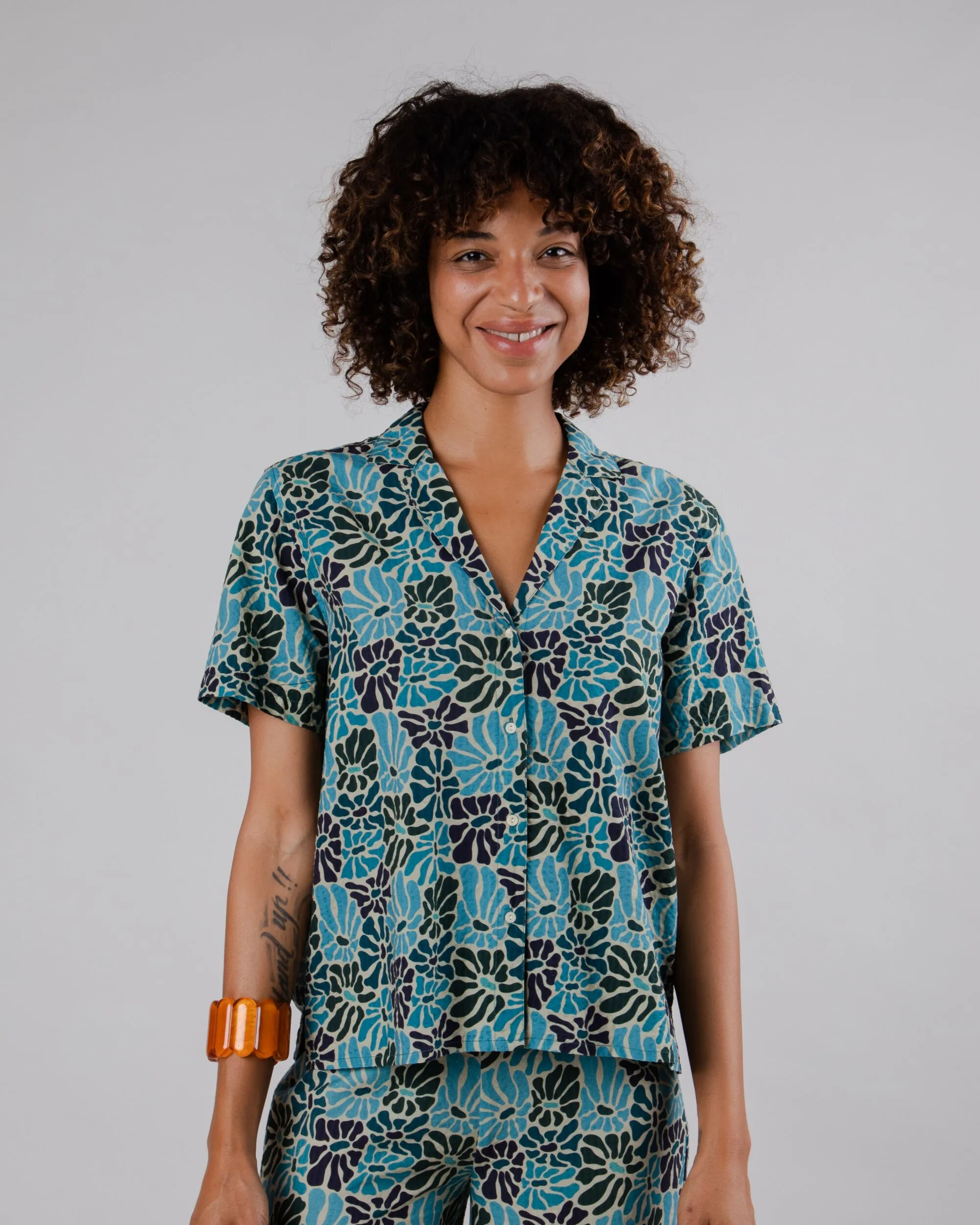 light layering Spring Aloha Blouse Blue