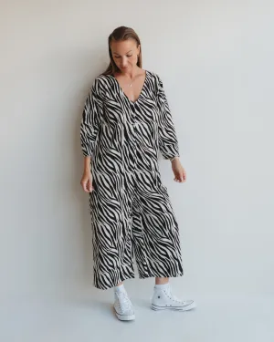 Mai Multicolour Zebra Streak Print V- Neck Jumpsuit Thick Fiber AdjustableWaistband