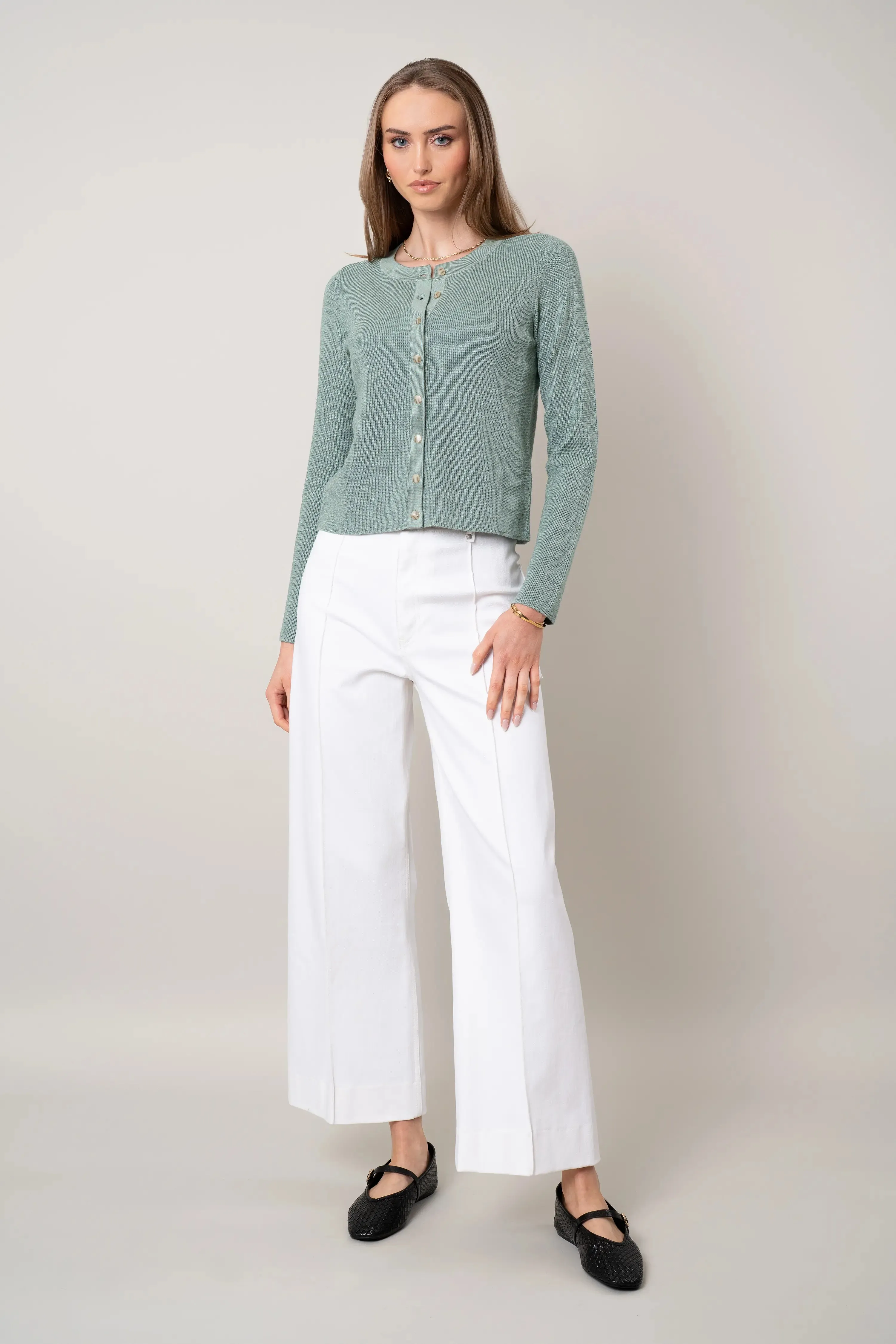 Urban Pulse Thick Fiber The Monochrome Button Cardigan