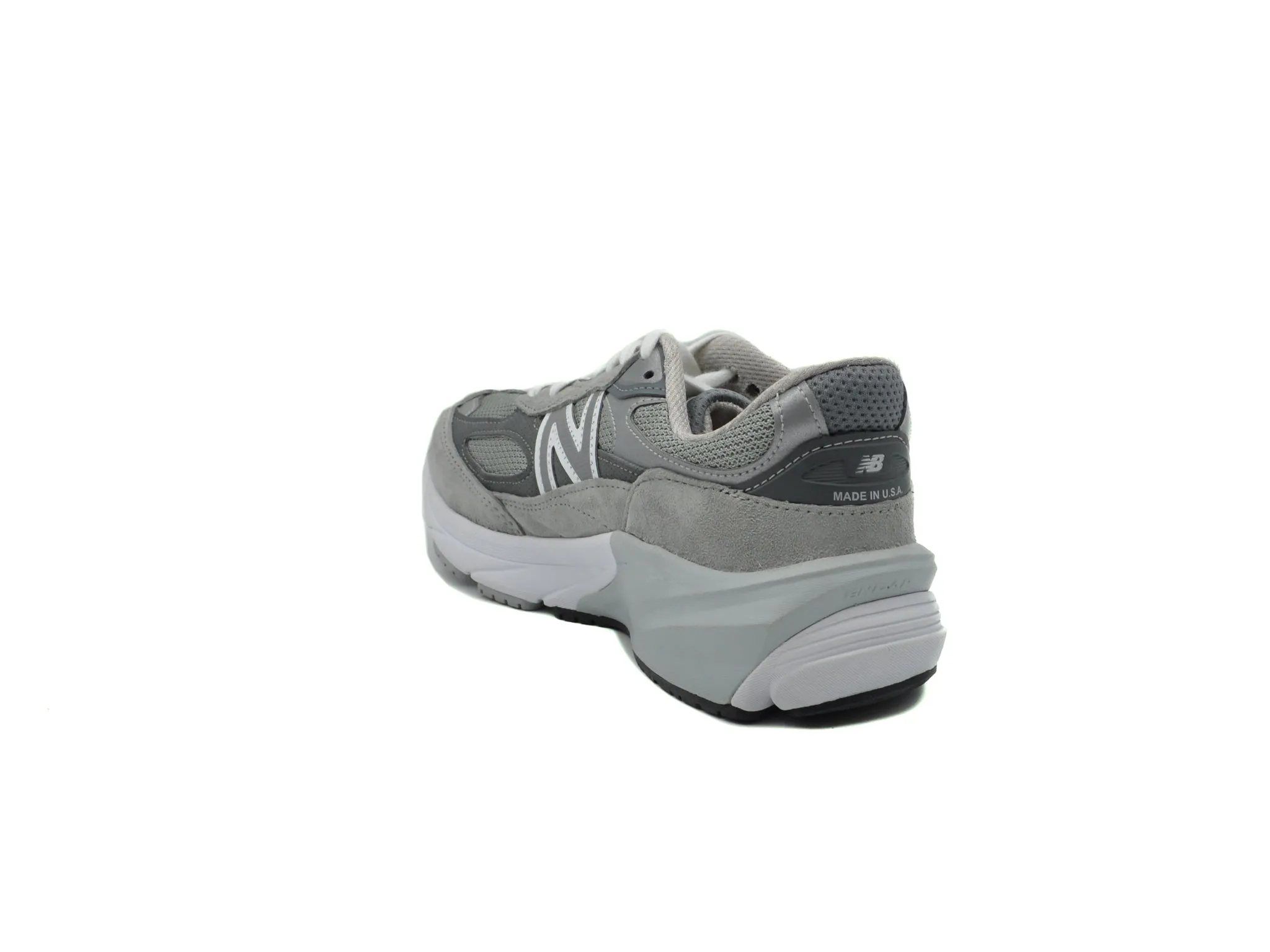 NEW BALANCE 990v6 Timeless Footwear Easy Layer