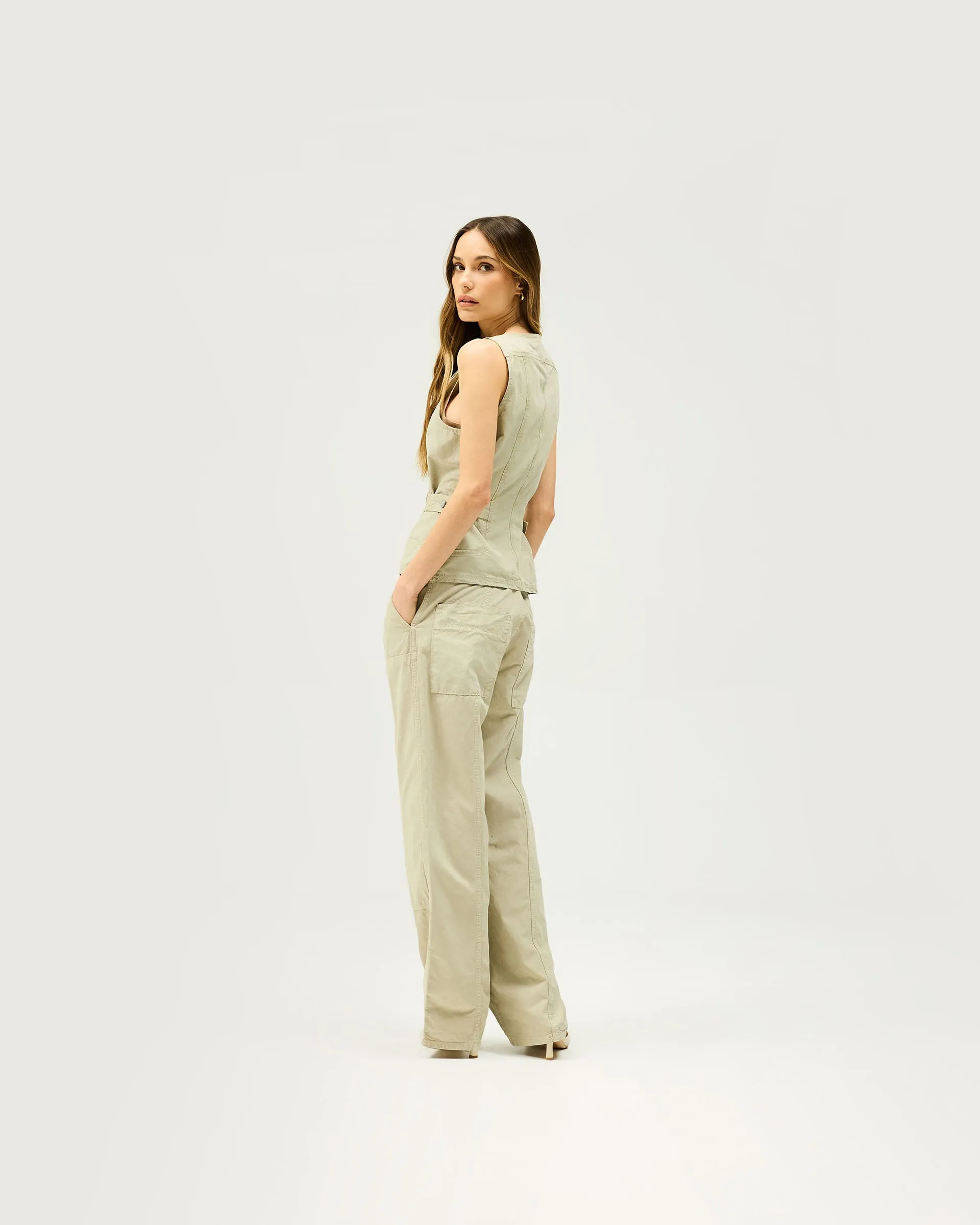 Galaxy Jean - Mid Green Breathable Minimalist