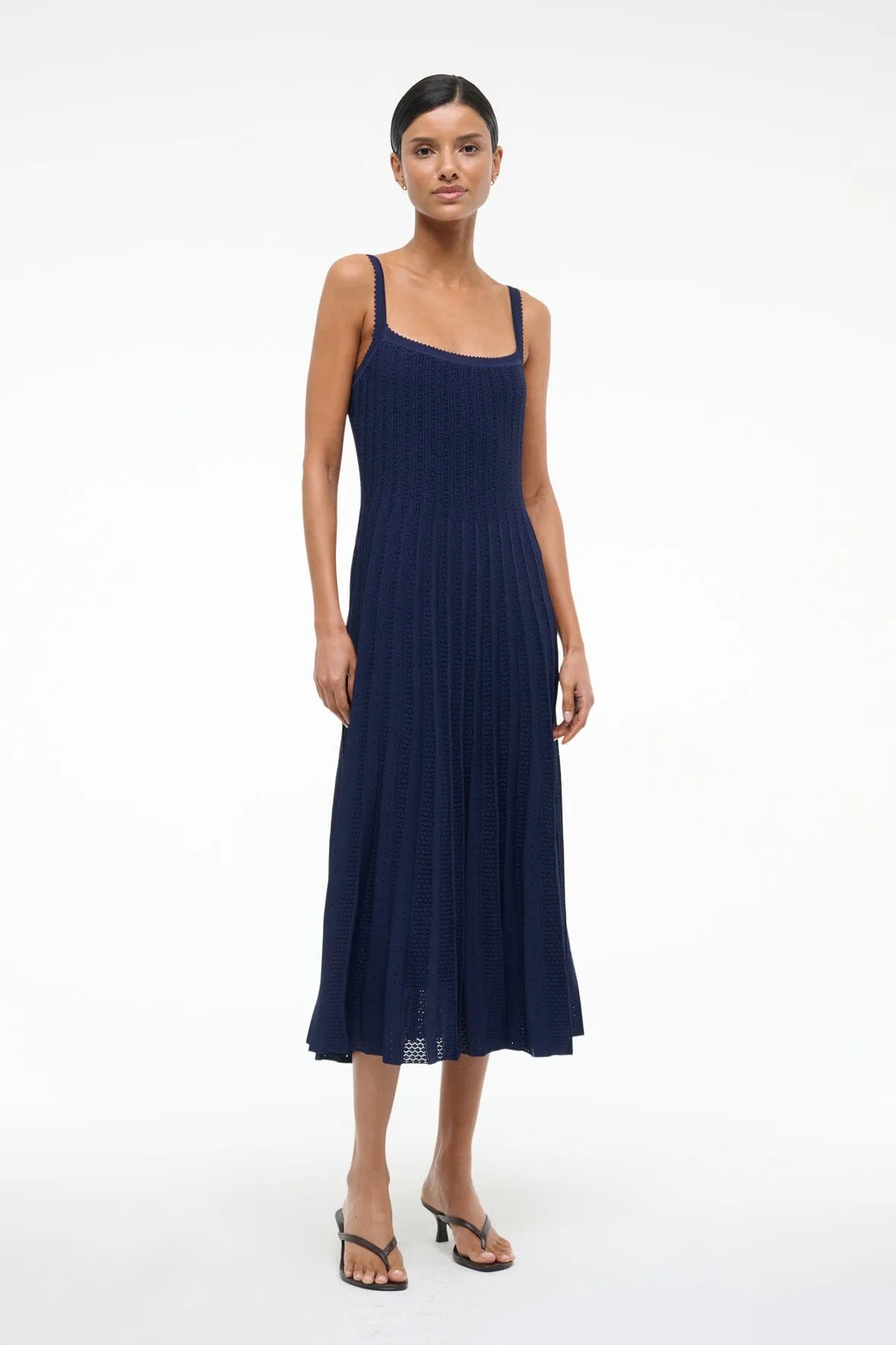 Statement Look Sophisticated Layers ELLEN DRESS | NAVY