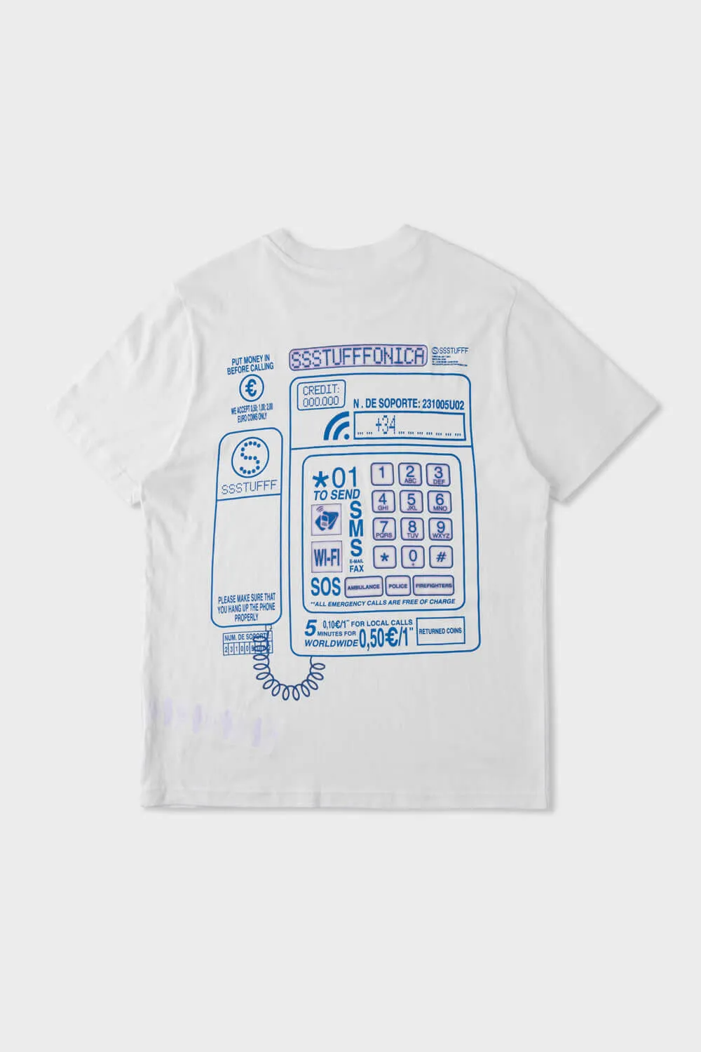 Eye-Catching Flexible Neckline Telephone Booth Tee