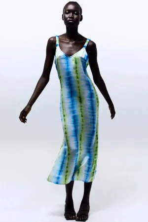 Classic Move Curve Friendly Tie Dye Strappy Sundress