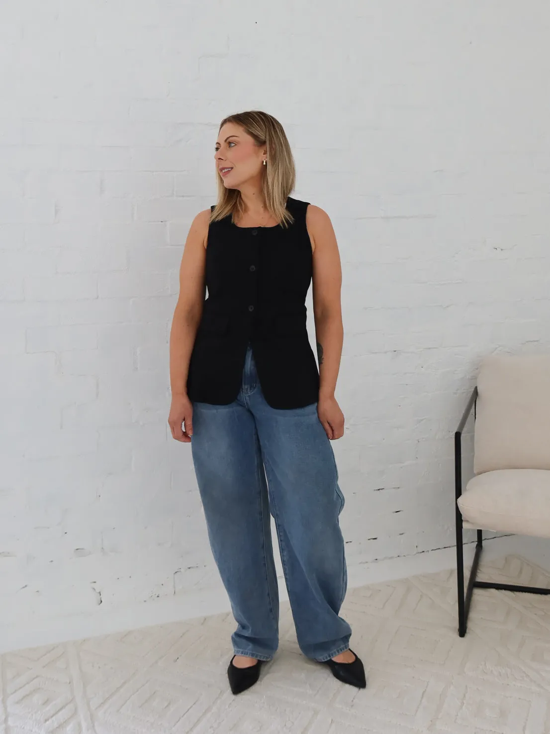 Atlas Barrel Jeans- Light Festival Outfit Comfy Outerwear Friendly