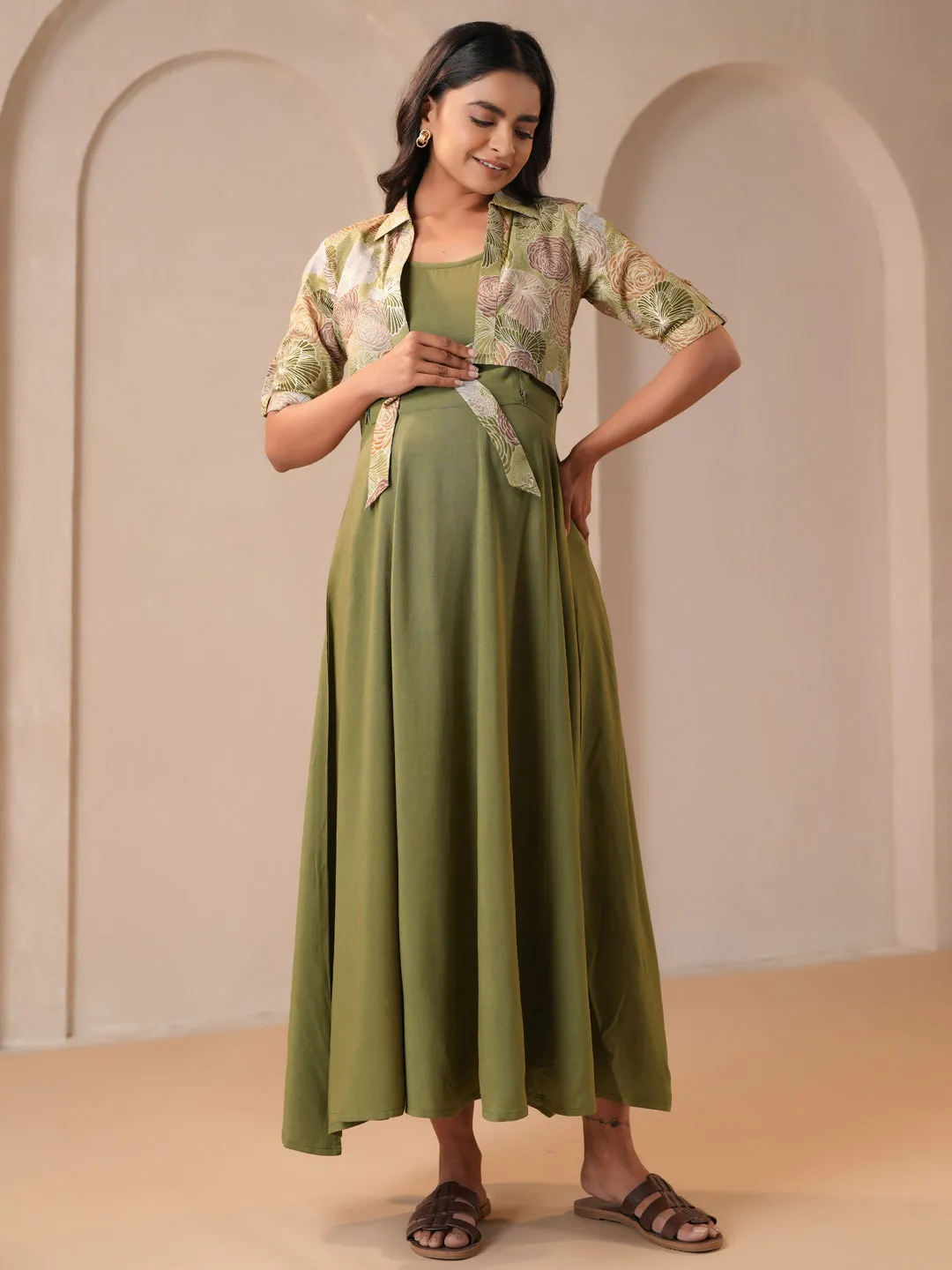 Flattering Comfort Wear Women's Green Cotton Maternity Dress