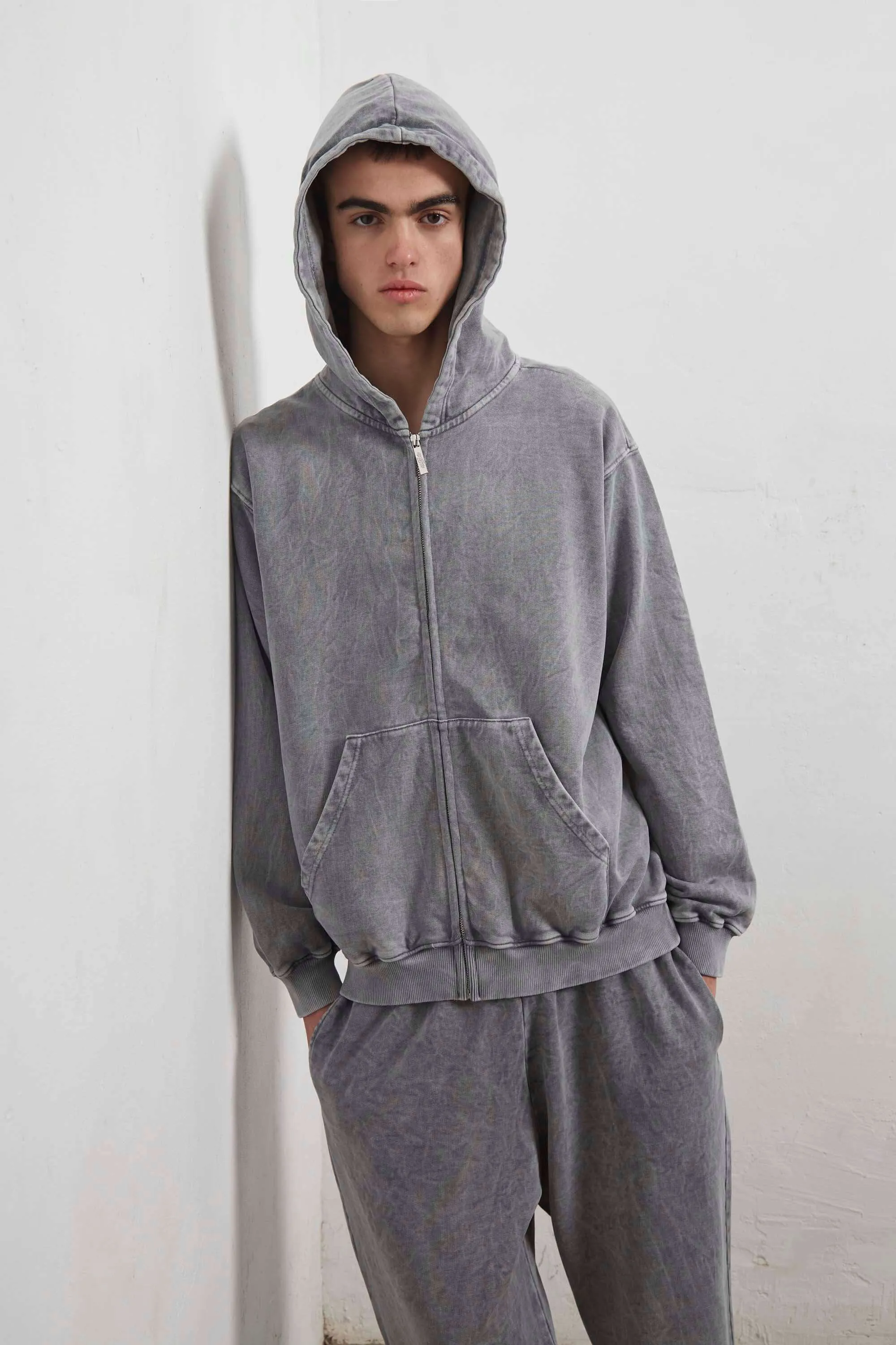 Comfy Layering Mini Logo Zip-Up